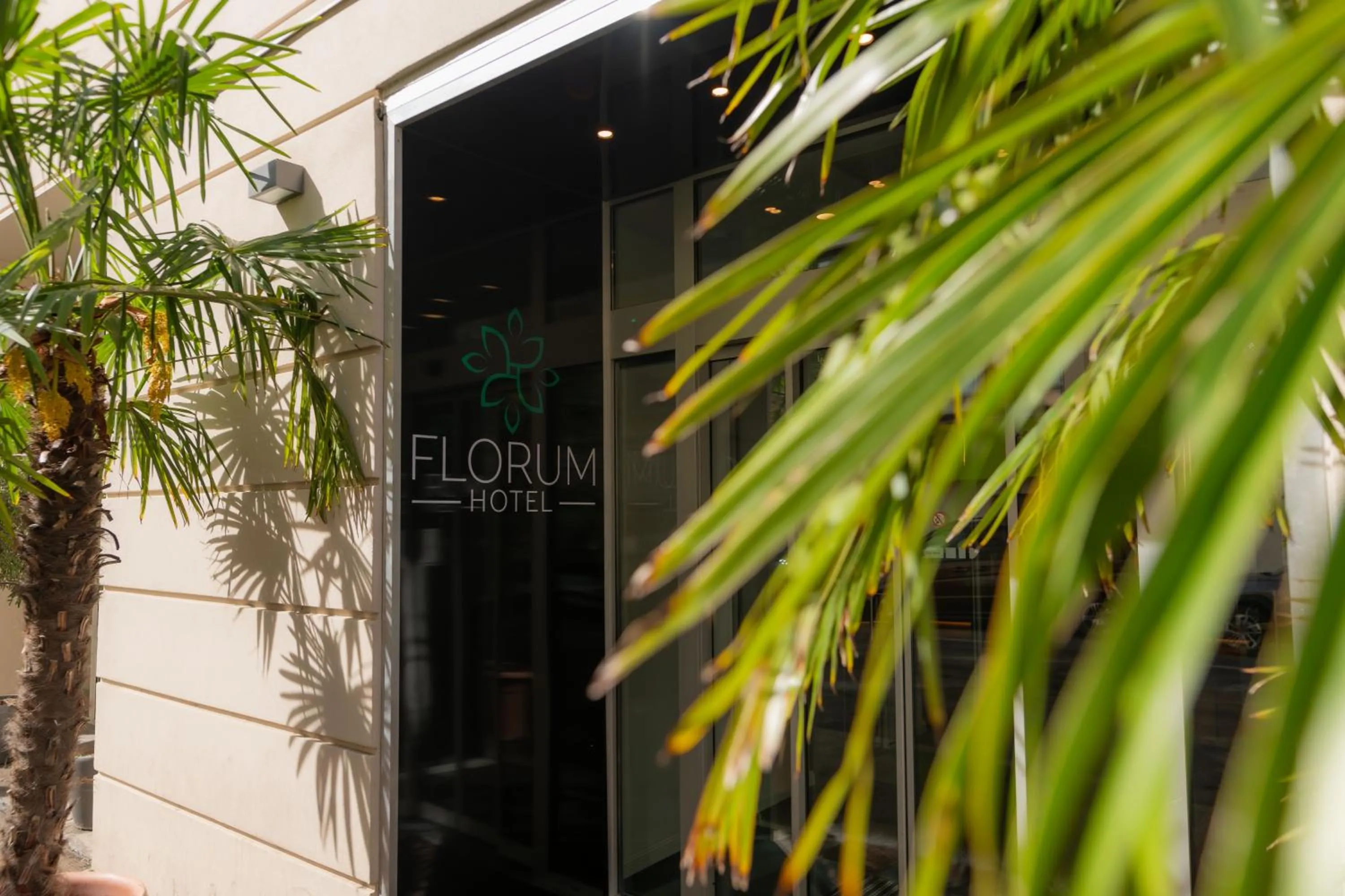 Facade/entrance in Florum Hotel