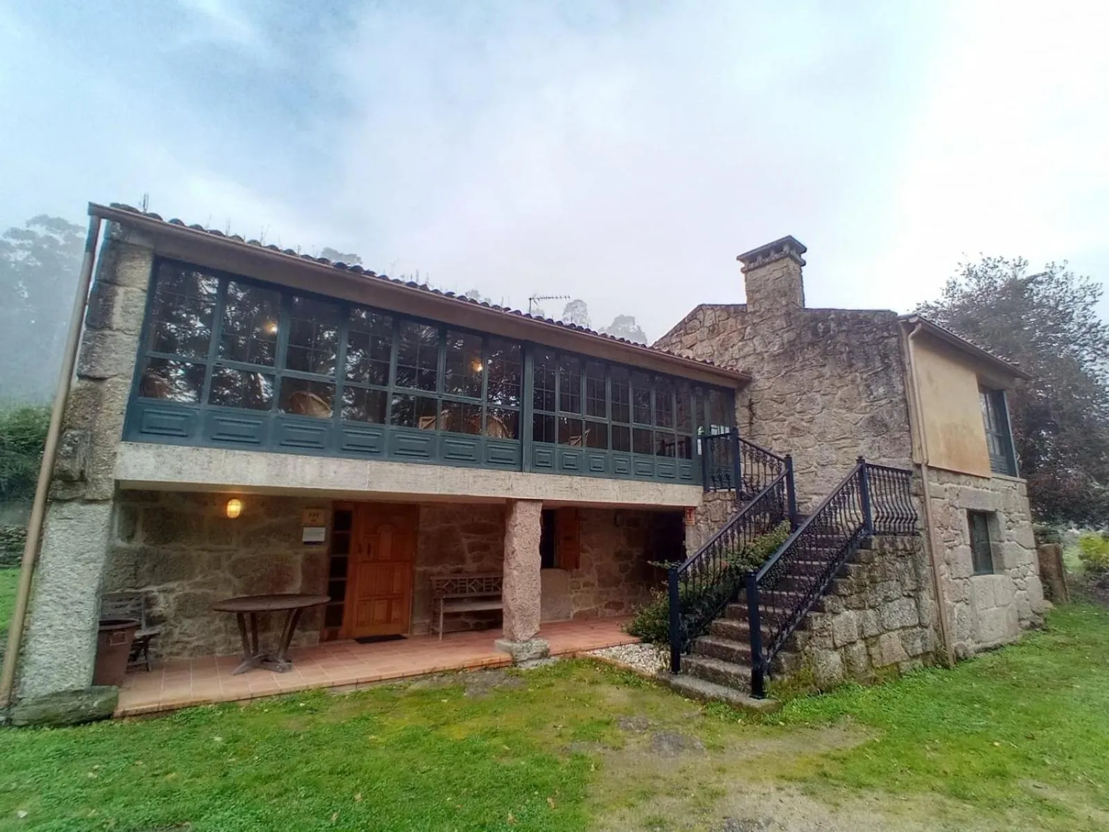 Property building in Casa Do Cribeiro