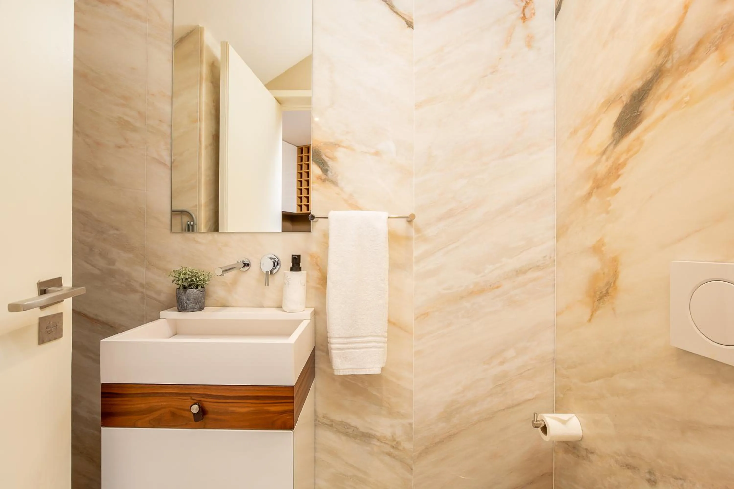 Bathroom in RS Porto Historic Center