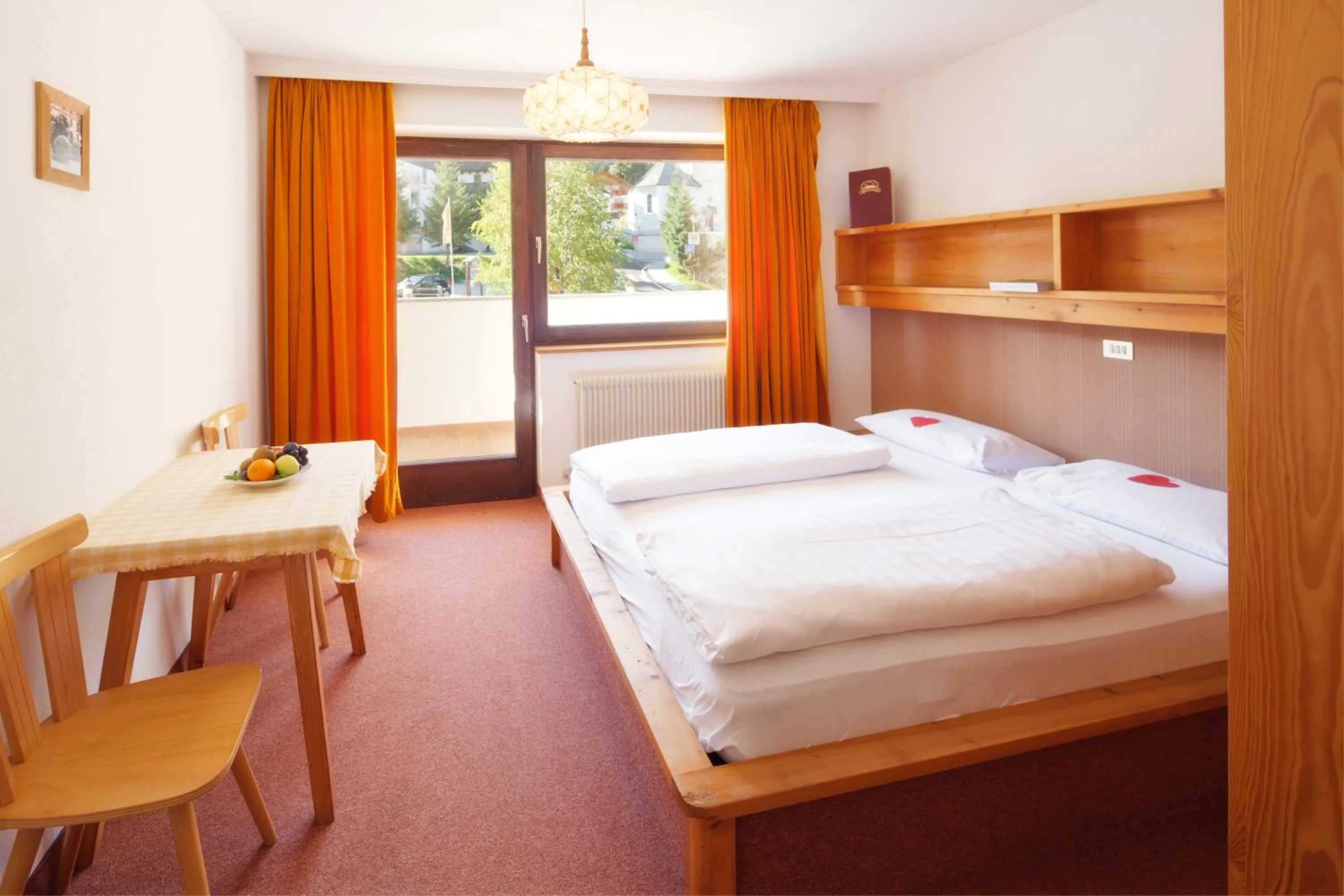 Photo of the whole room, Bed in Hotel Antermoia