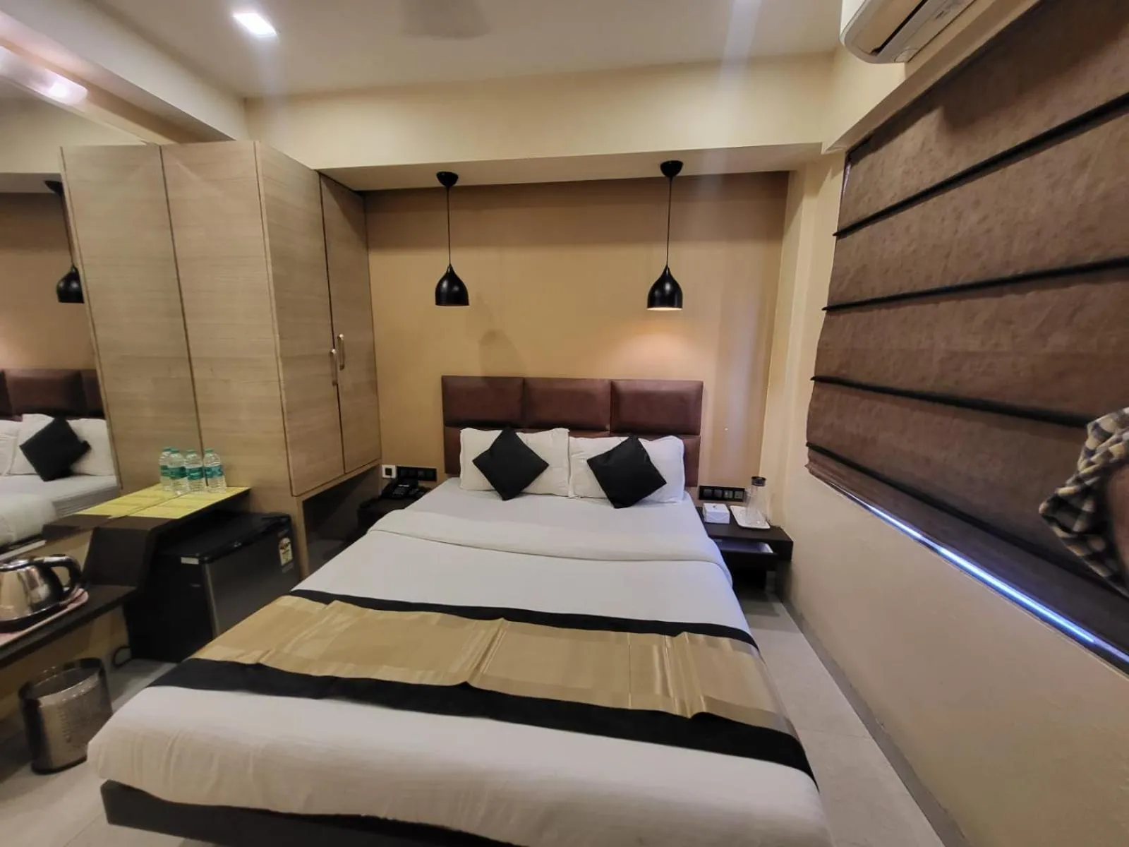 Bedroom, Bed in The Fountain Inn - Fort