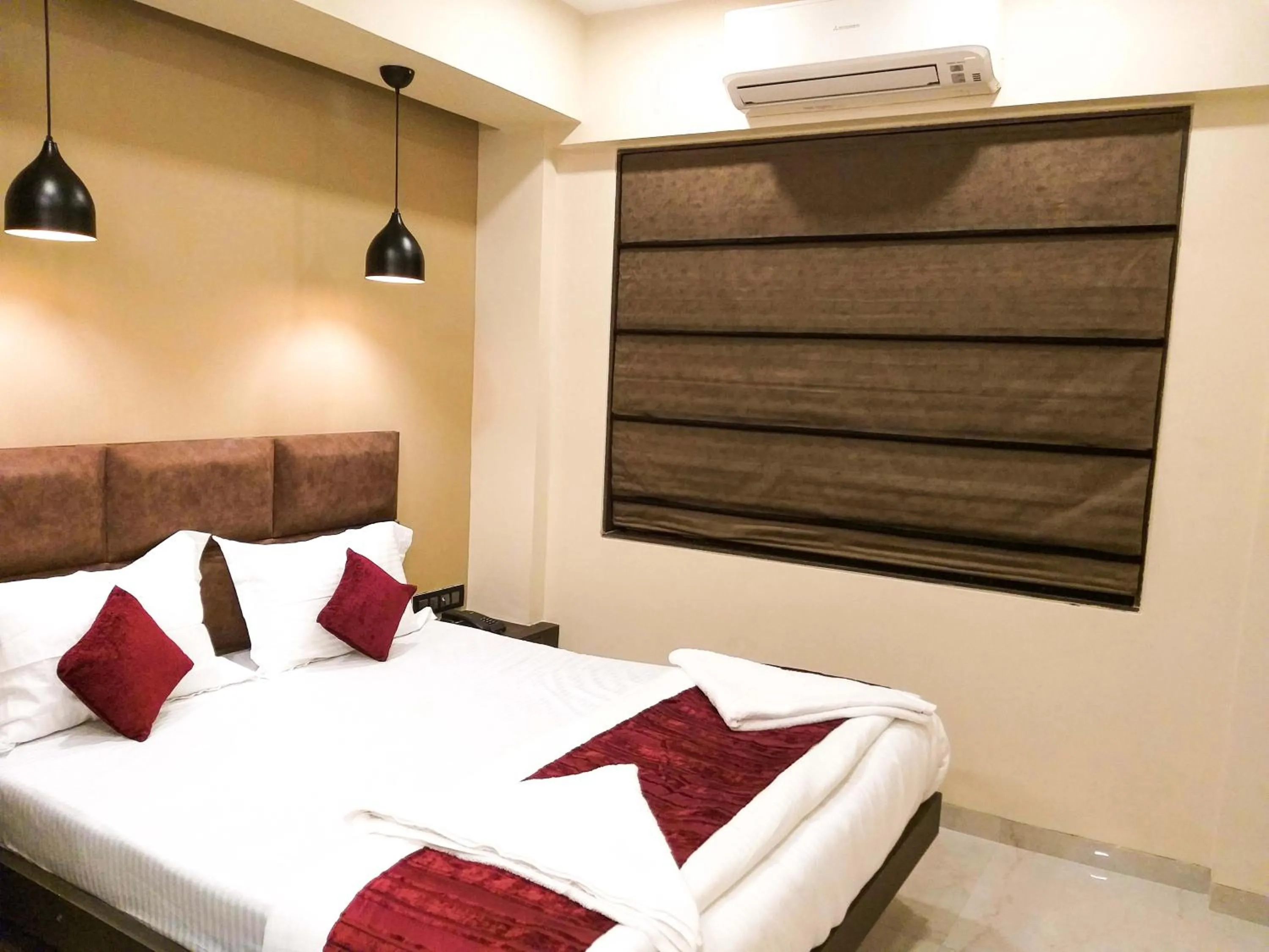 Bedroom, Bed in The Fountain Inn - Fort