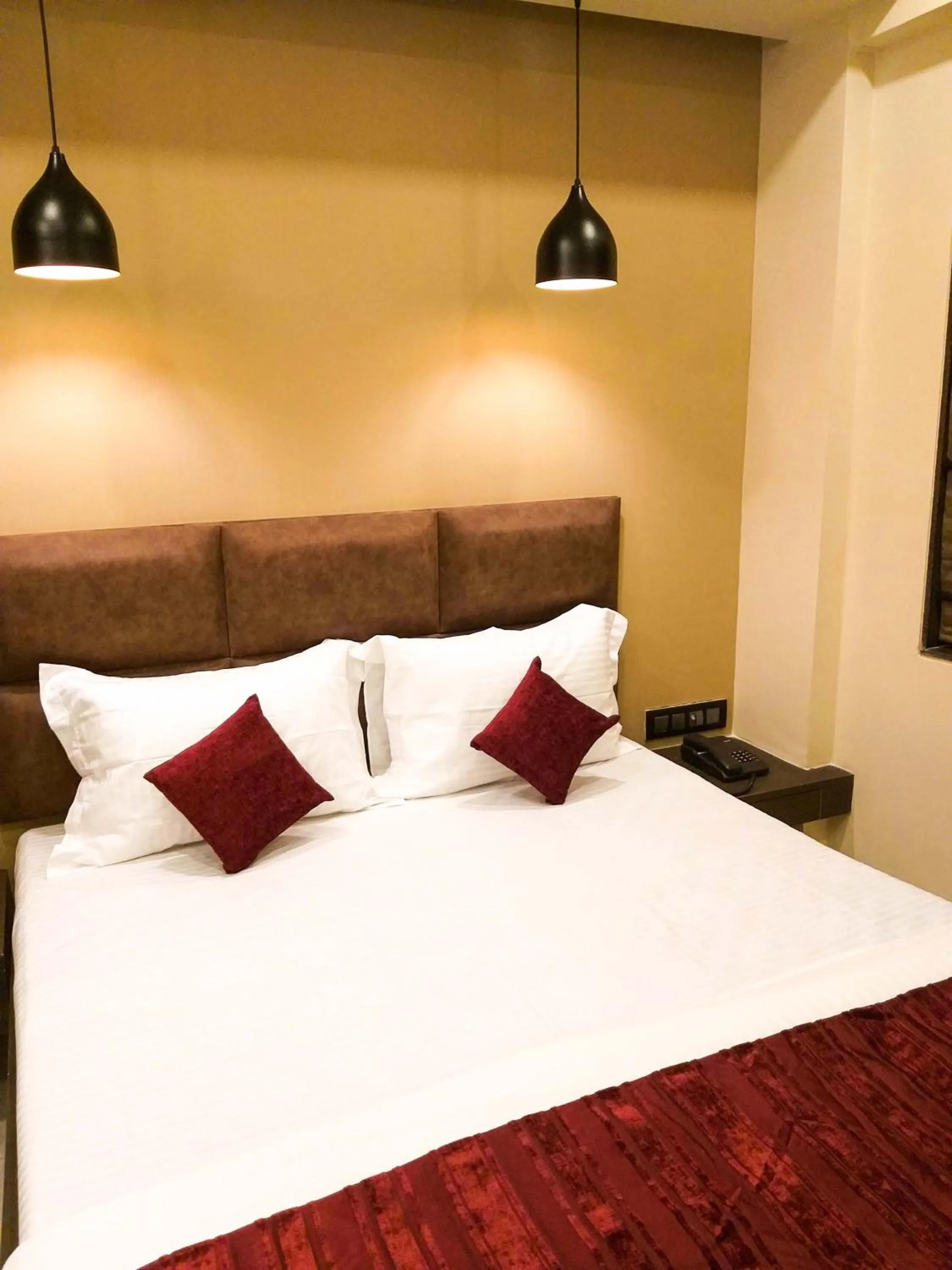 Bedroom, Bed in The Fountain Inn - Fort