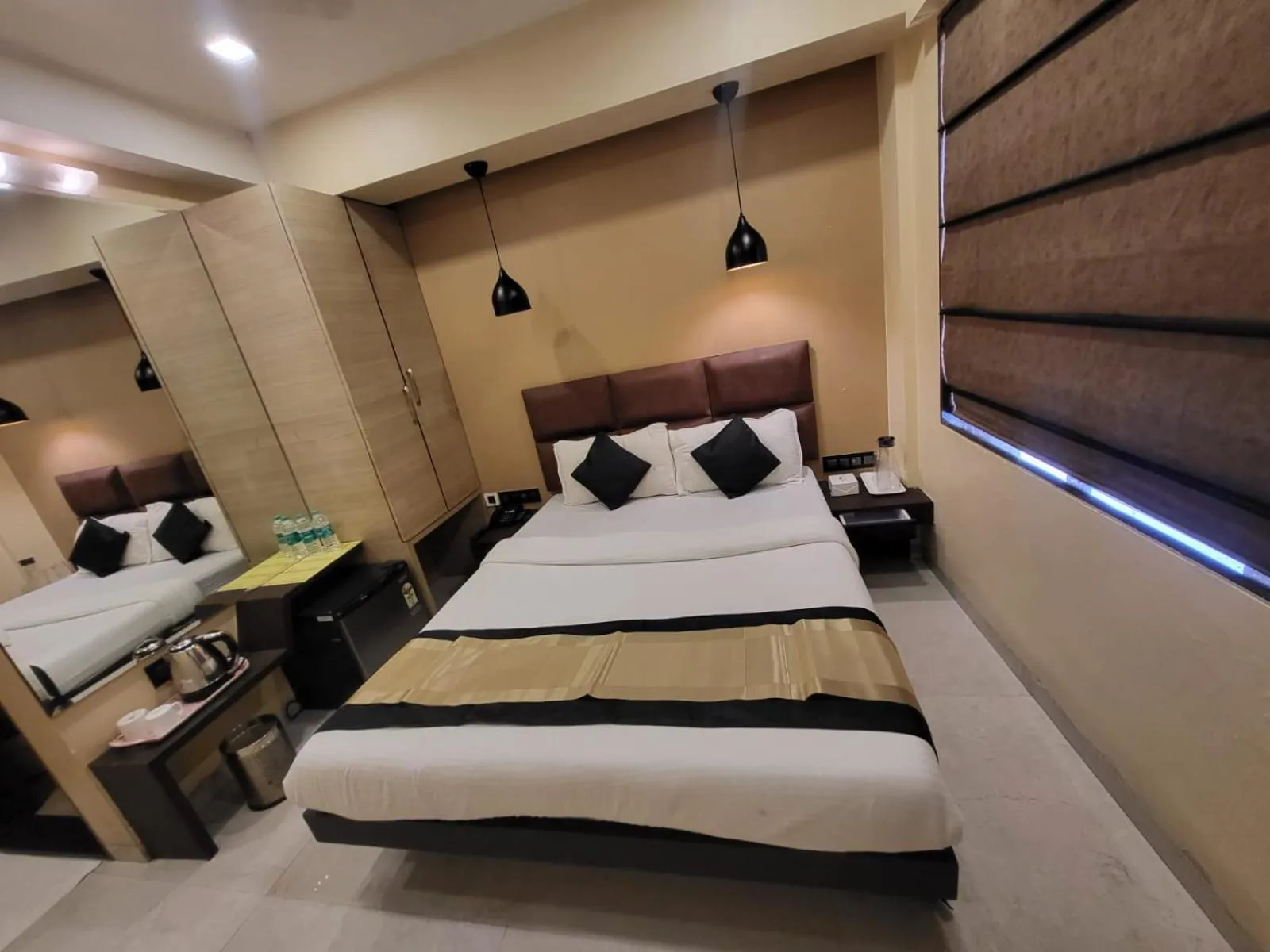 Bedroom, Bed in The Fountain Inn - Fort