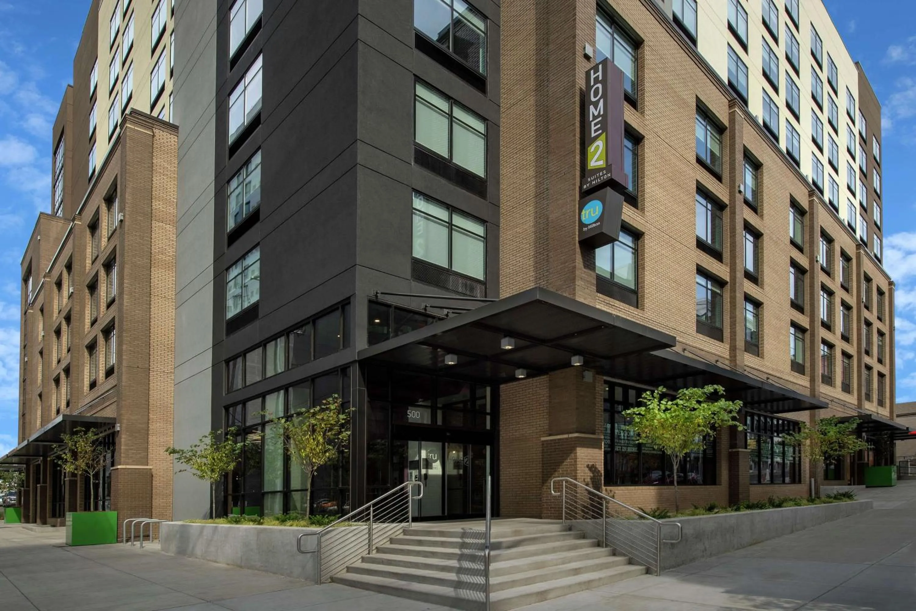 Property building in Home2 Suites By Hilton Nashville Downtown Convention Center