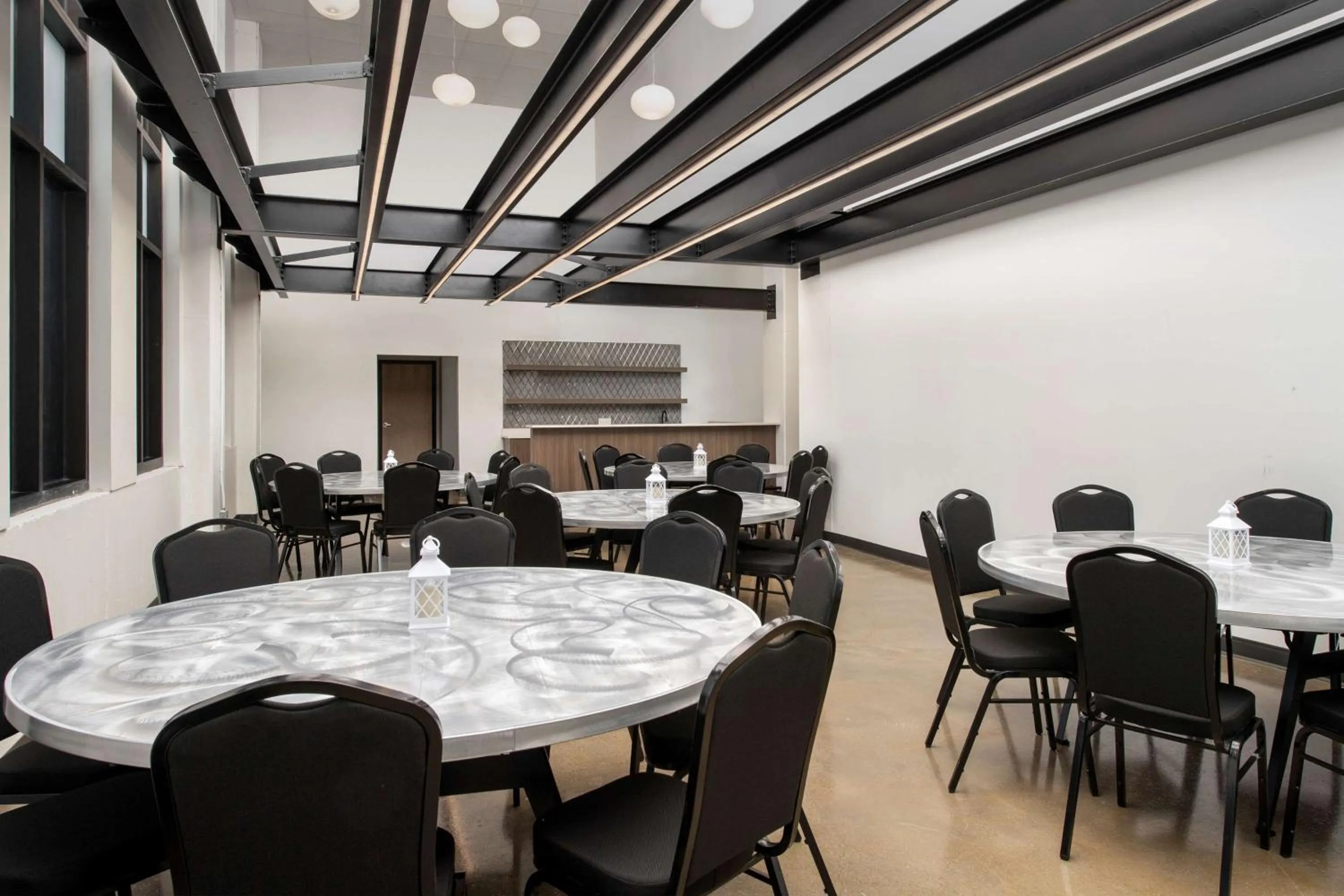 Meeting/conference room in Home2 Suites By Hilton Nashville Downtown Convention Center