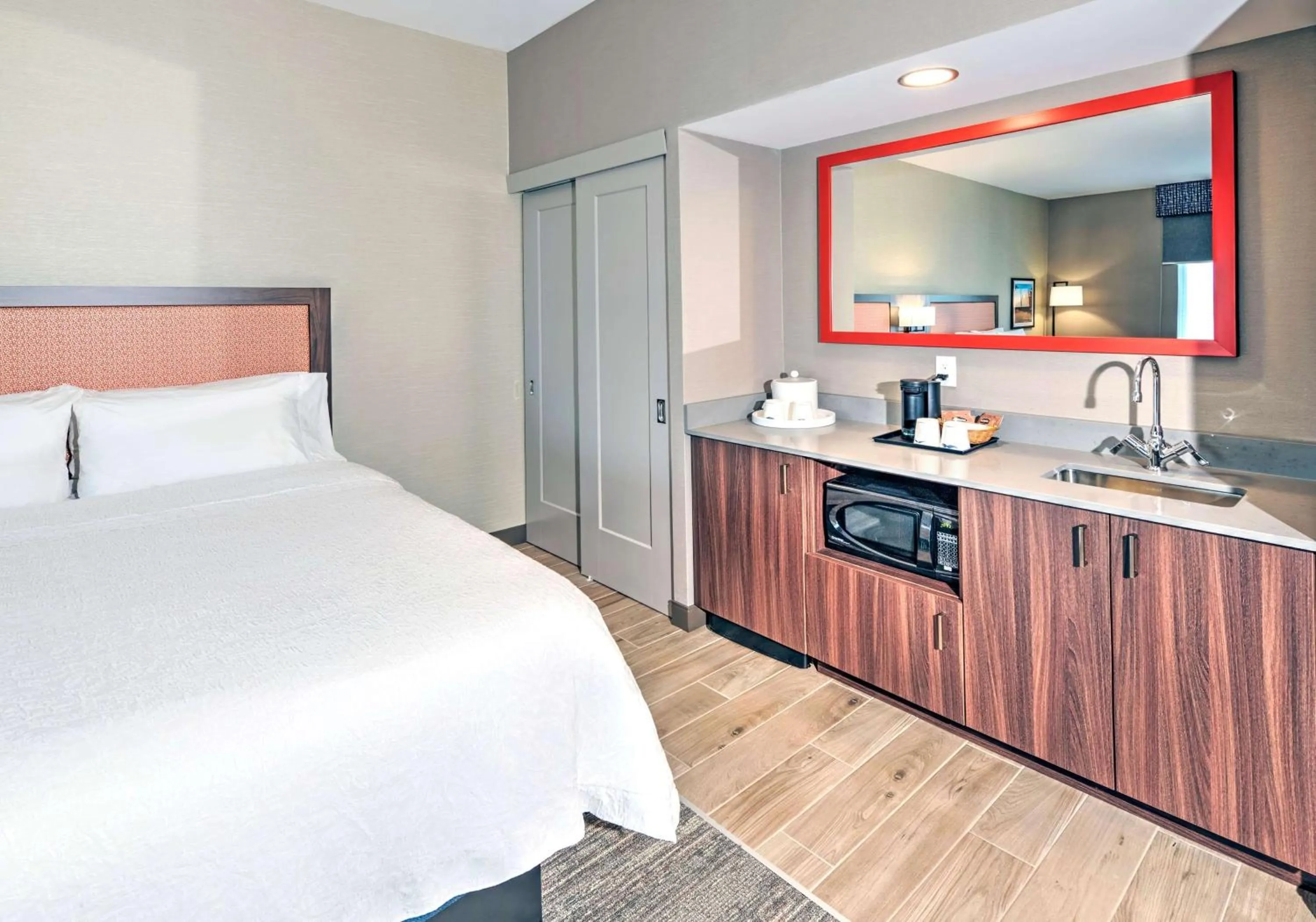 Bed in Hampton by Hilton Ottawa