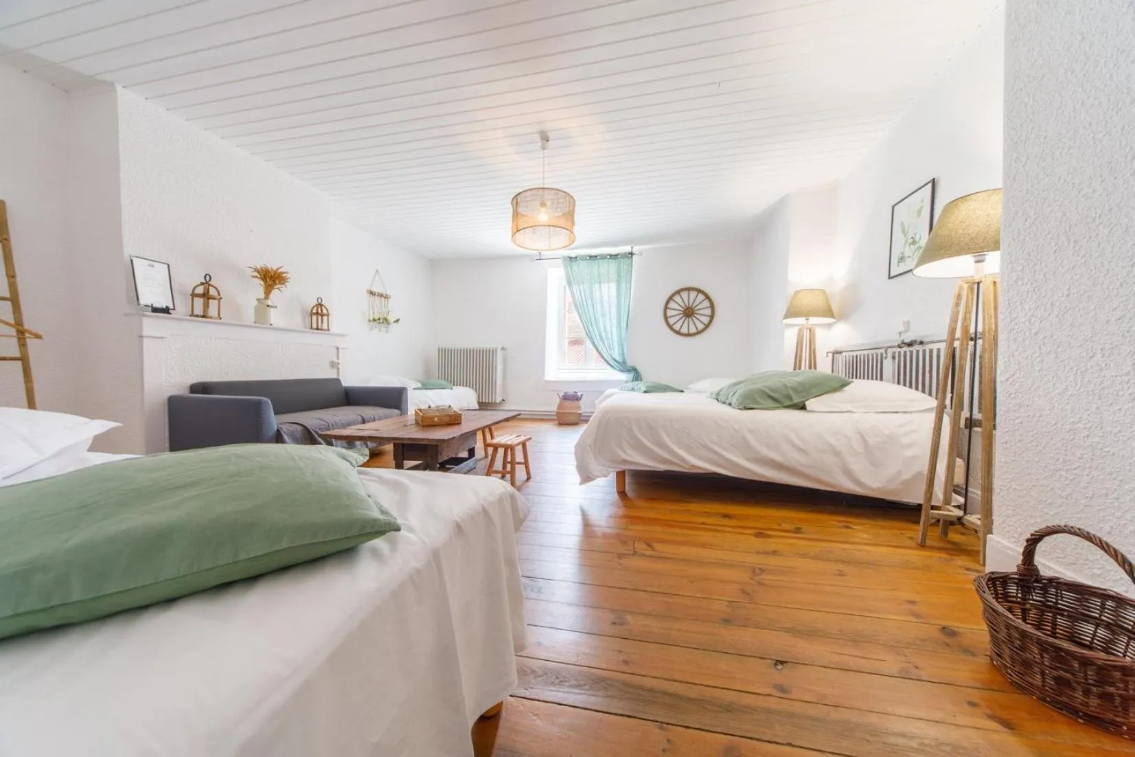 Photo of the whole room, Bed in Ermitage Saint Vincent B&B