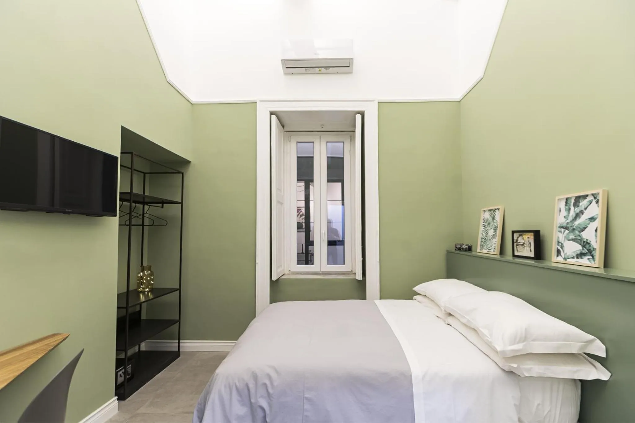 Bed in Bellini Suite