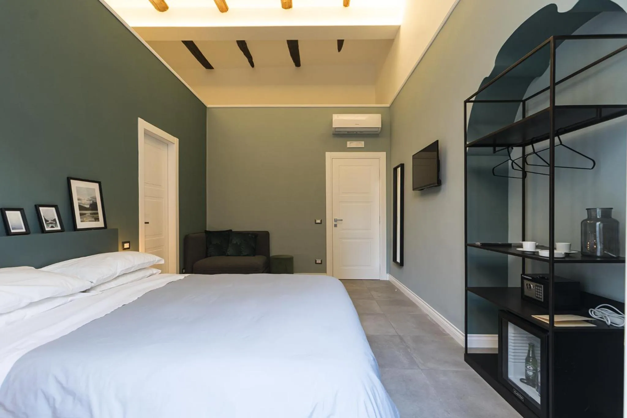 Bed in Bellini Suite