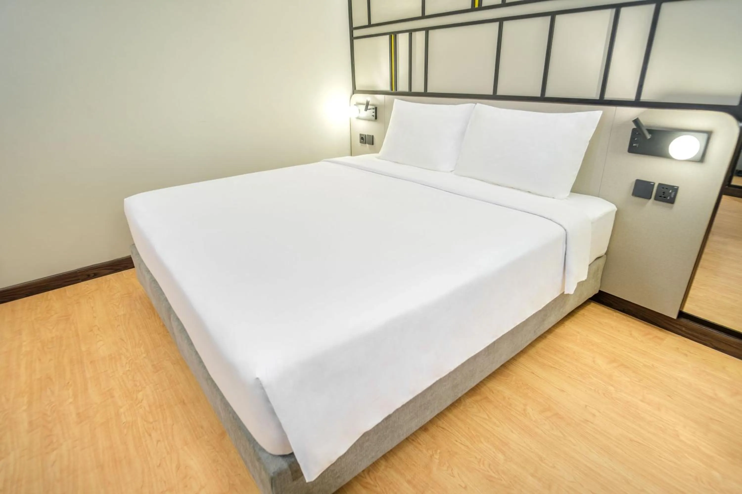 Bed in Yello Hotel Samarinda