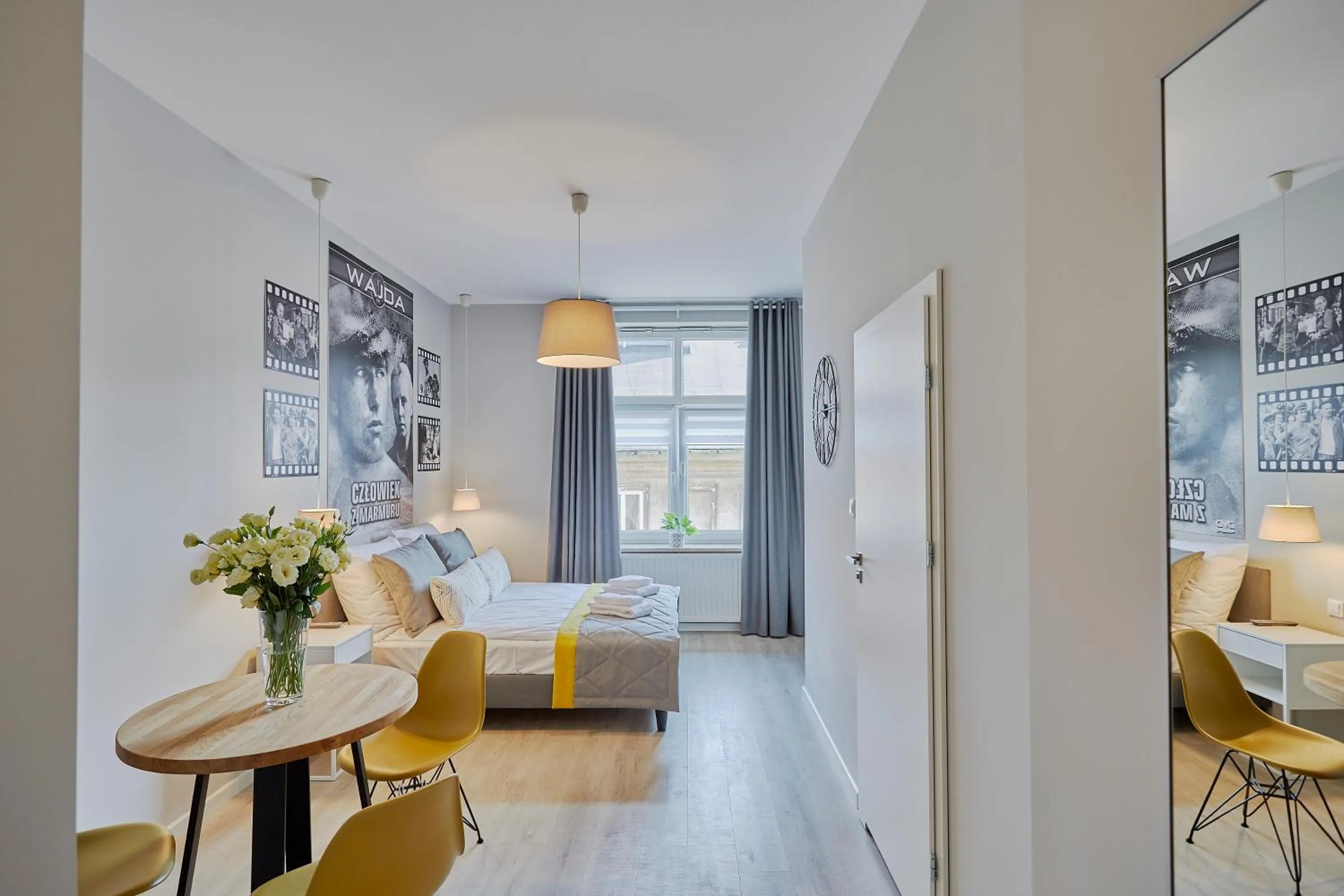 Photo of the whole room, Bed in FLORIANSKA 32 by PI Apartments