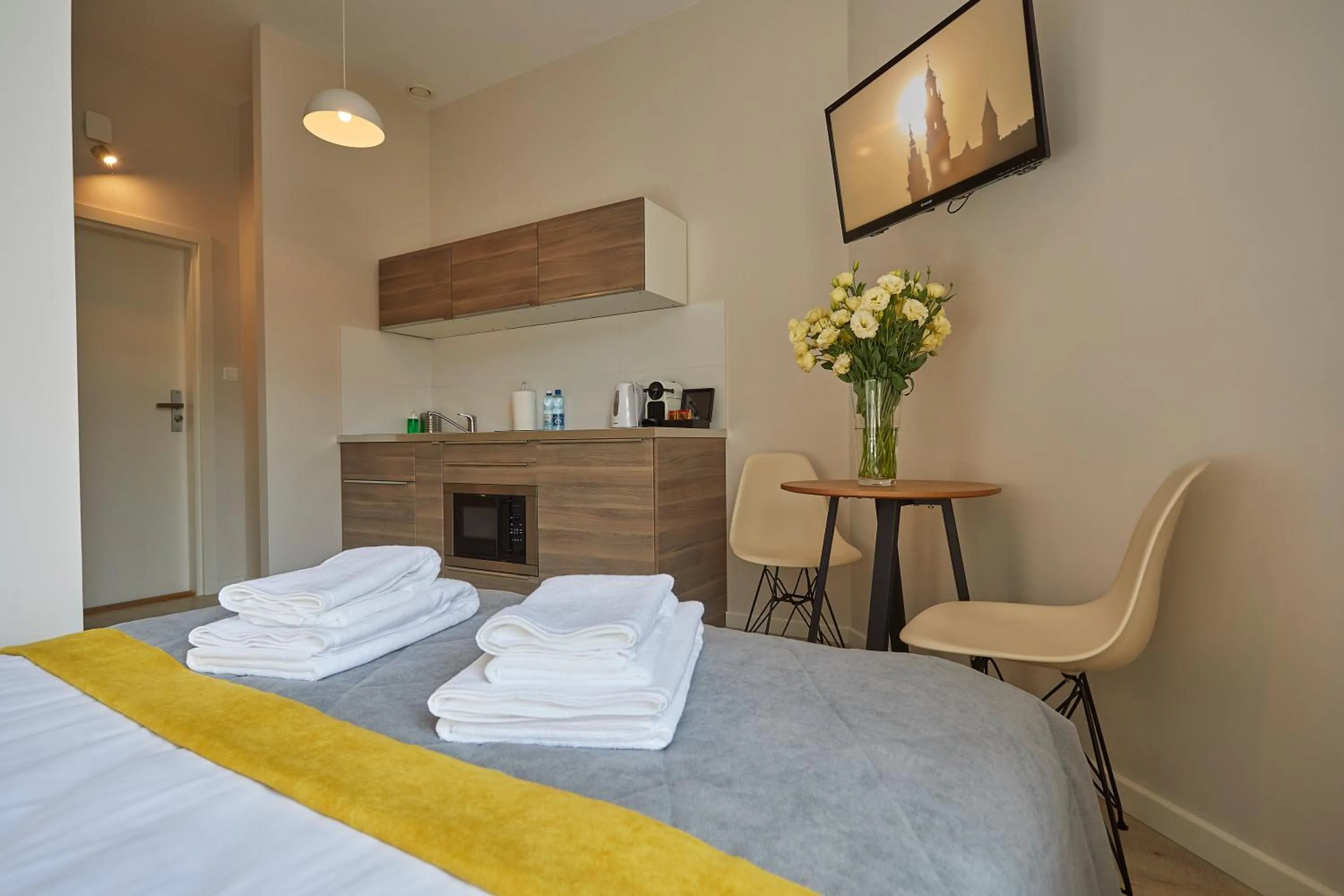 Bed in FLORIANSKA 32 by PI Apartments