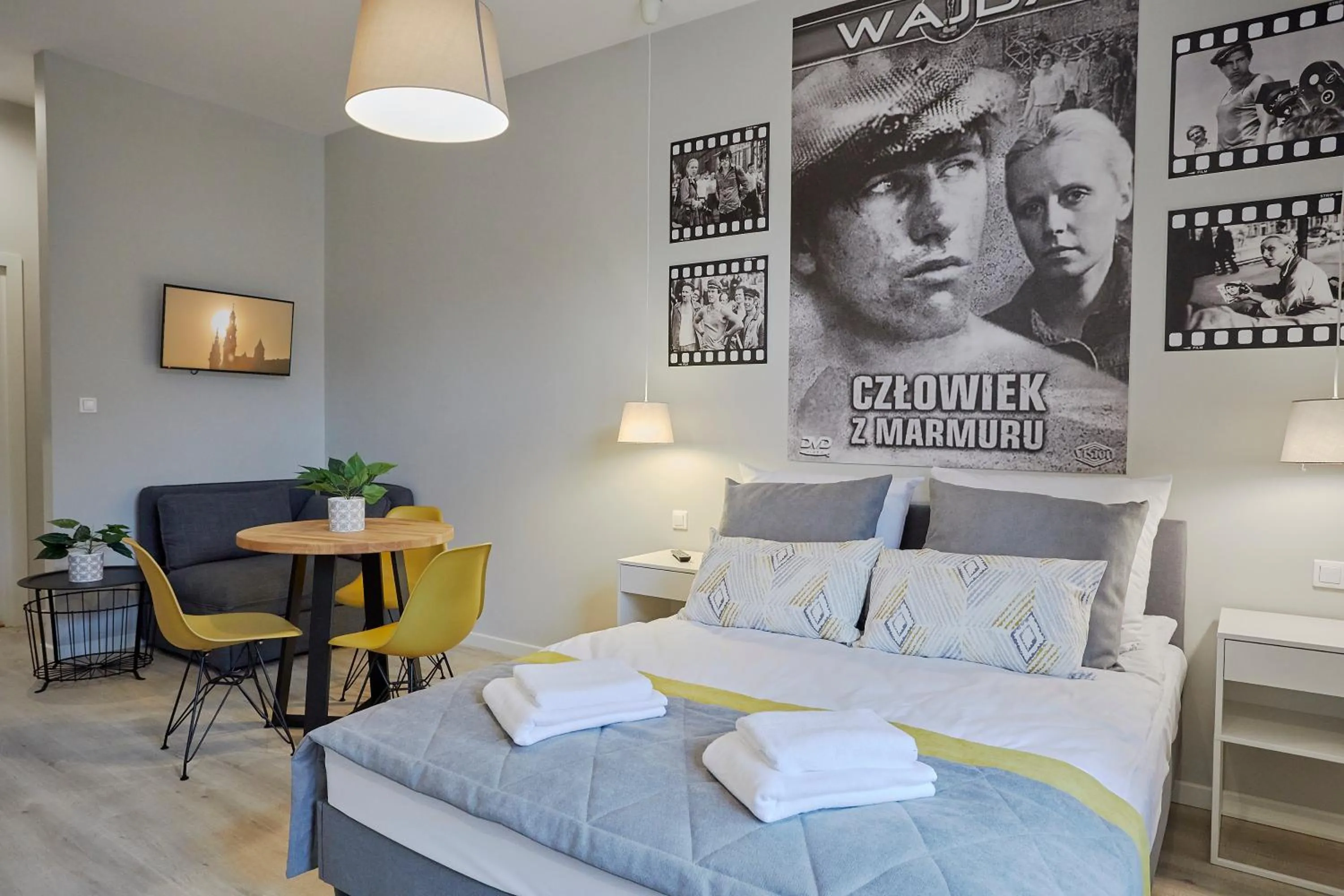 Bed in FLORIANSKA 32 by PI Apartments