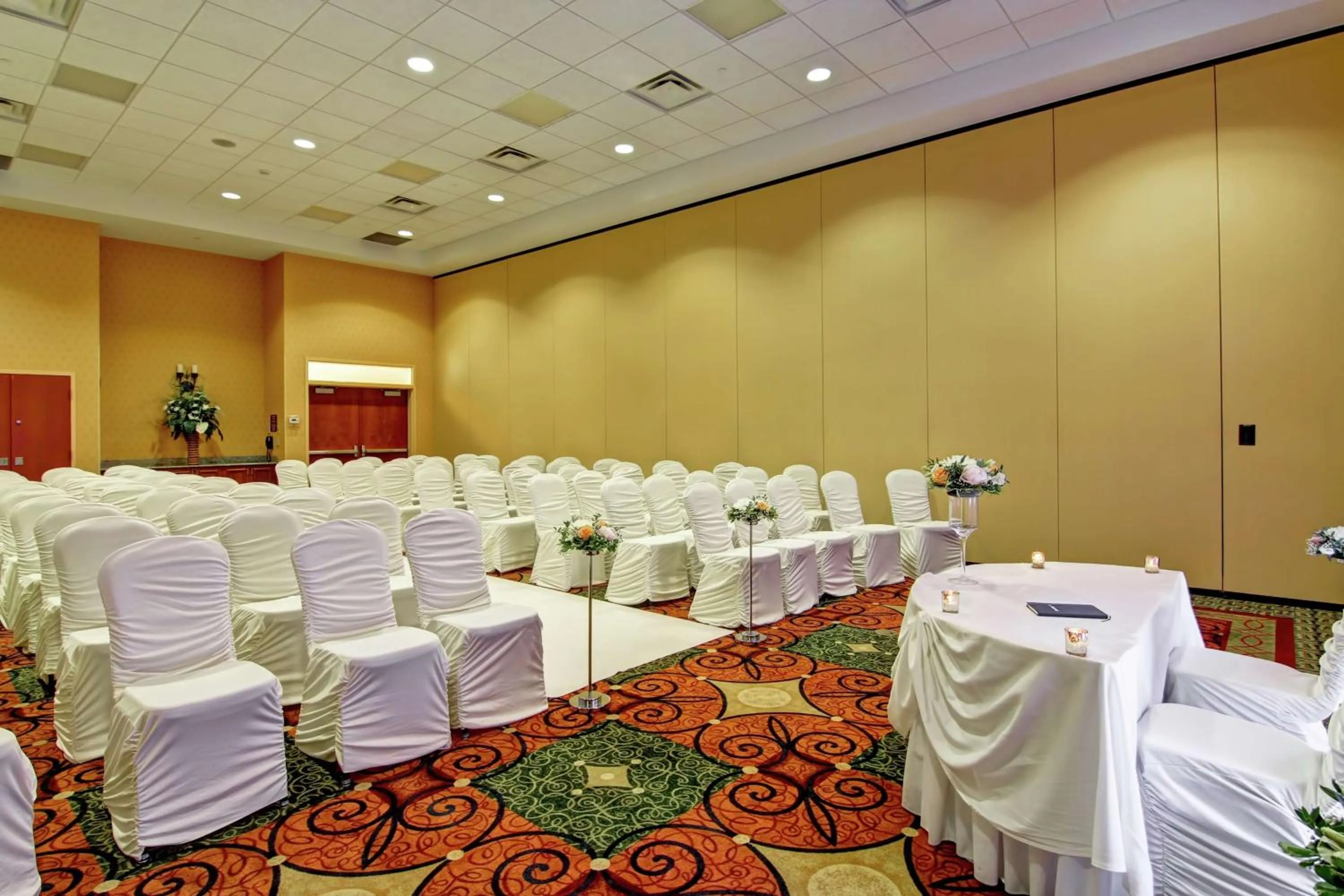 Meeting/conference room in Hilton Garden Inn Ottawa Airport