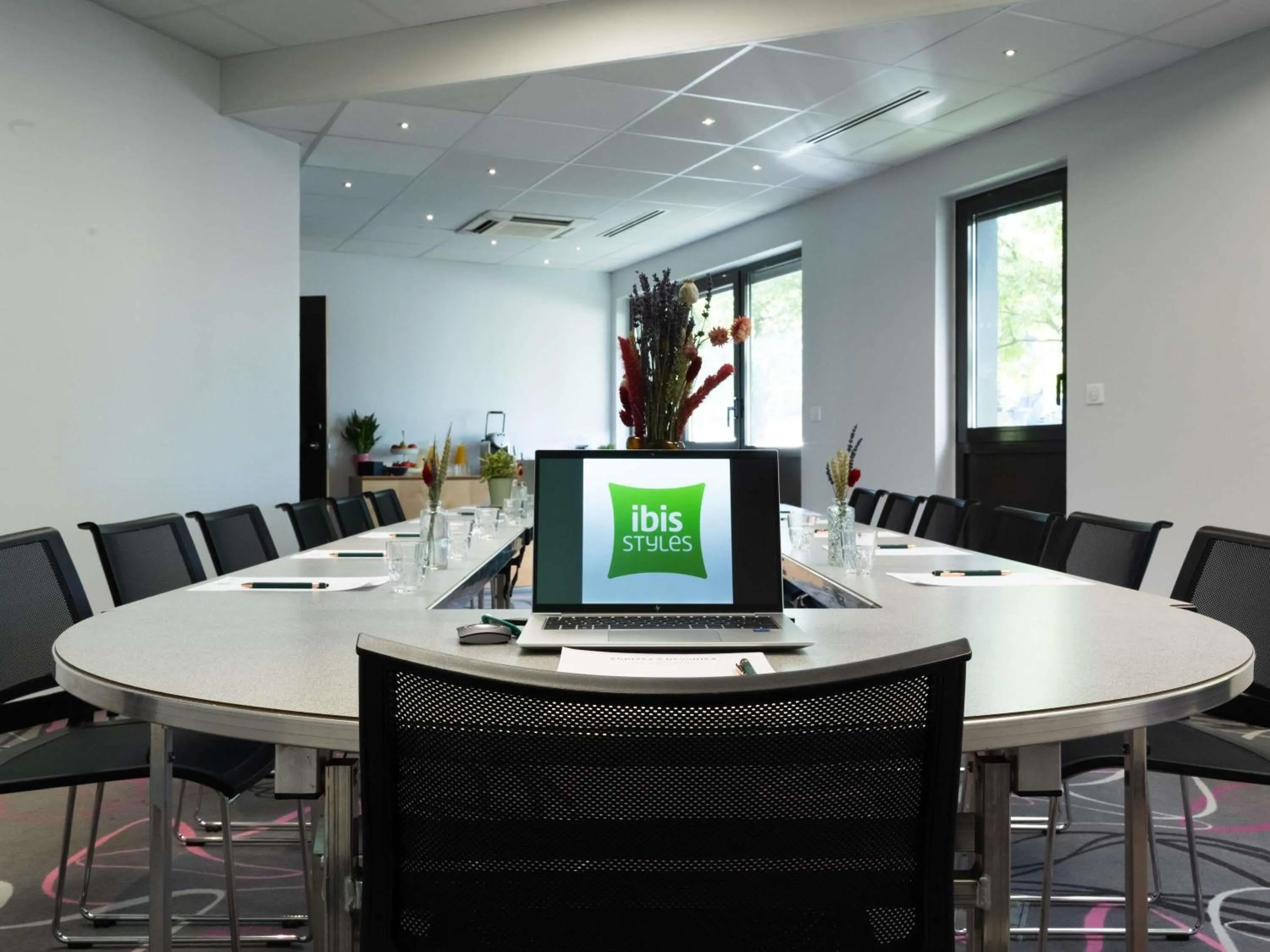 Business facilities in ibis Styles Romans-Valence Gare TGV