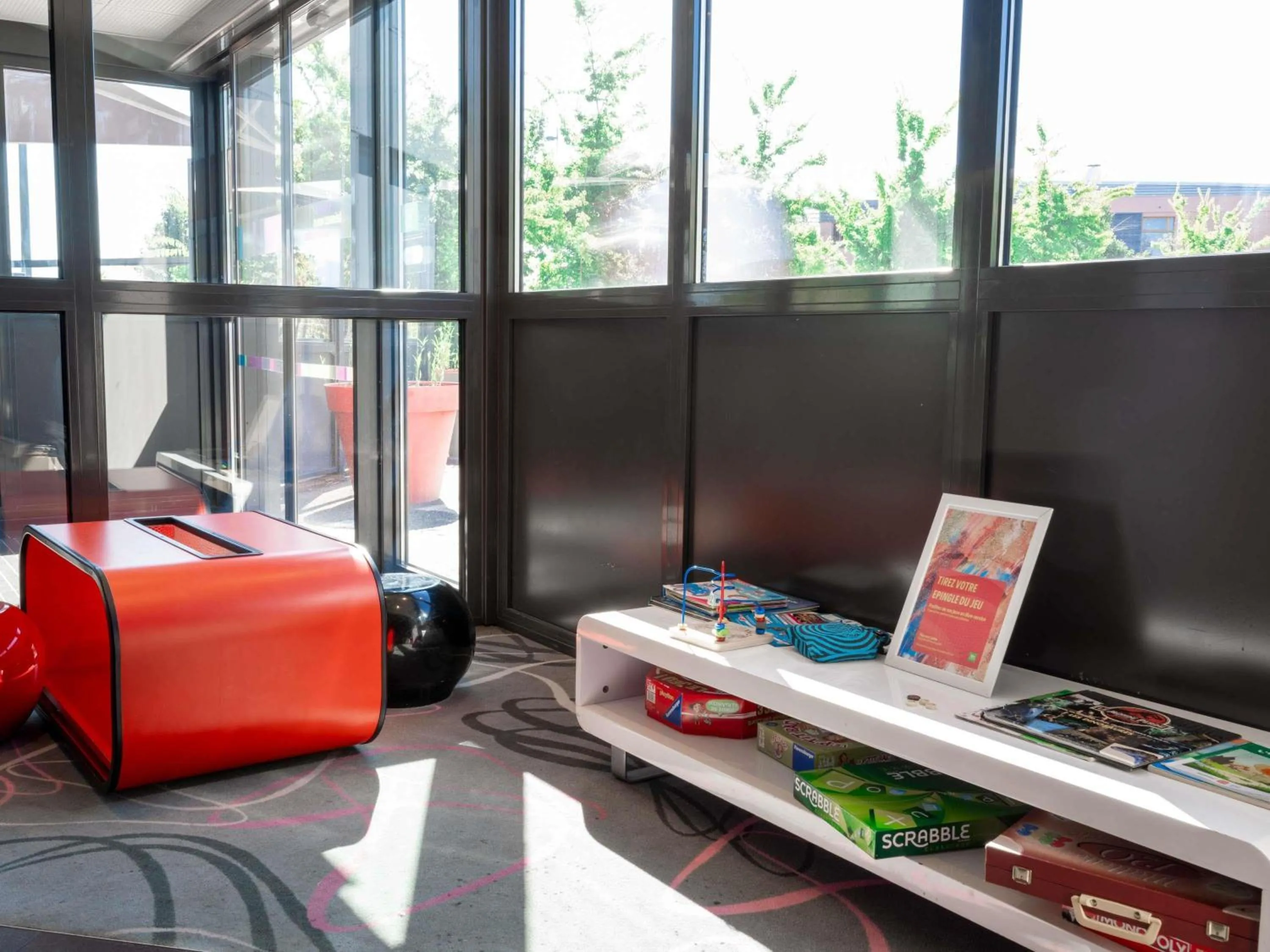 Other, Bed in ibis Styles Romans-Valence Gare TGV