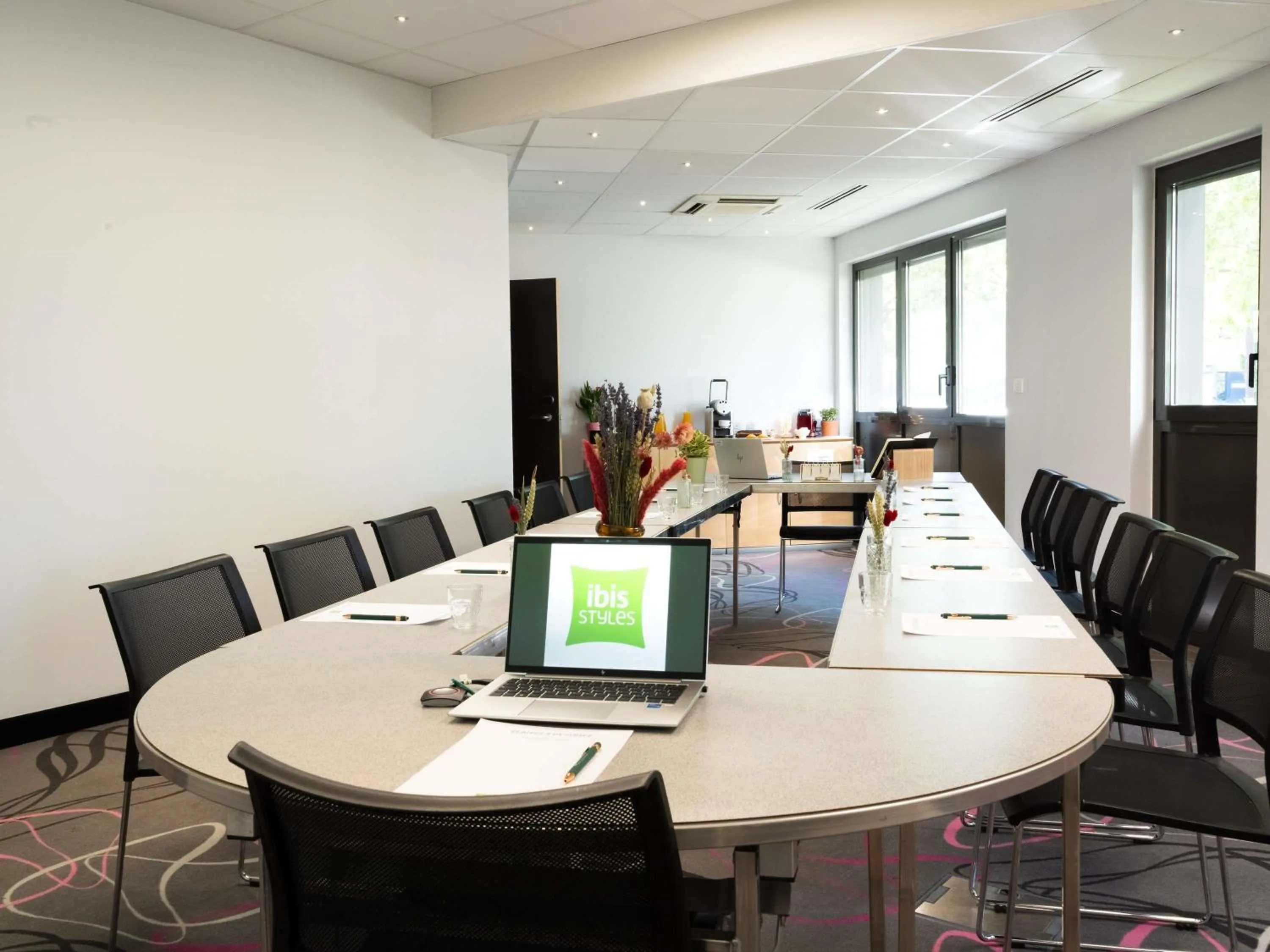 Meeting/conference room in ibis Styles Romans-Valence Gare TGV