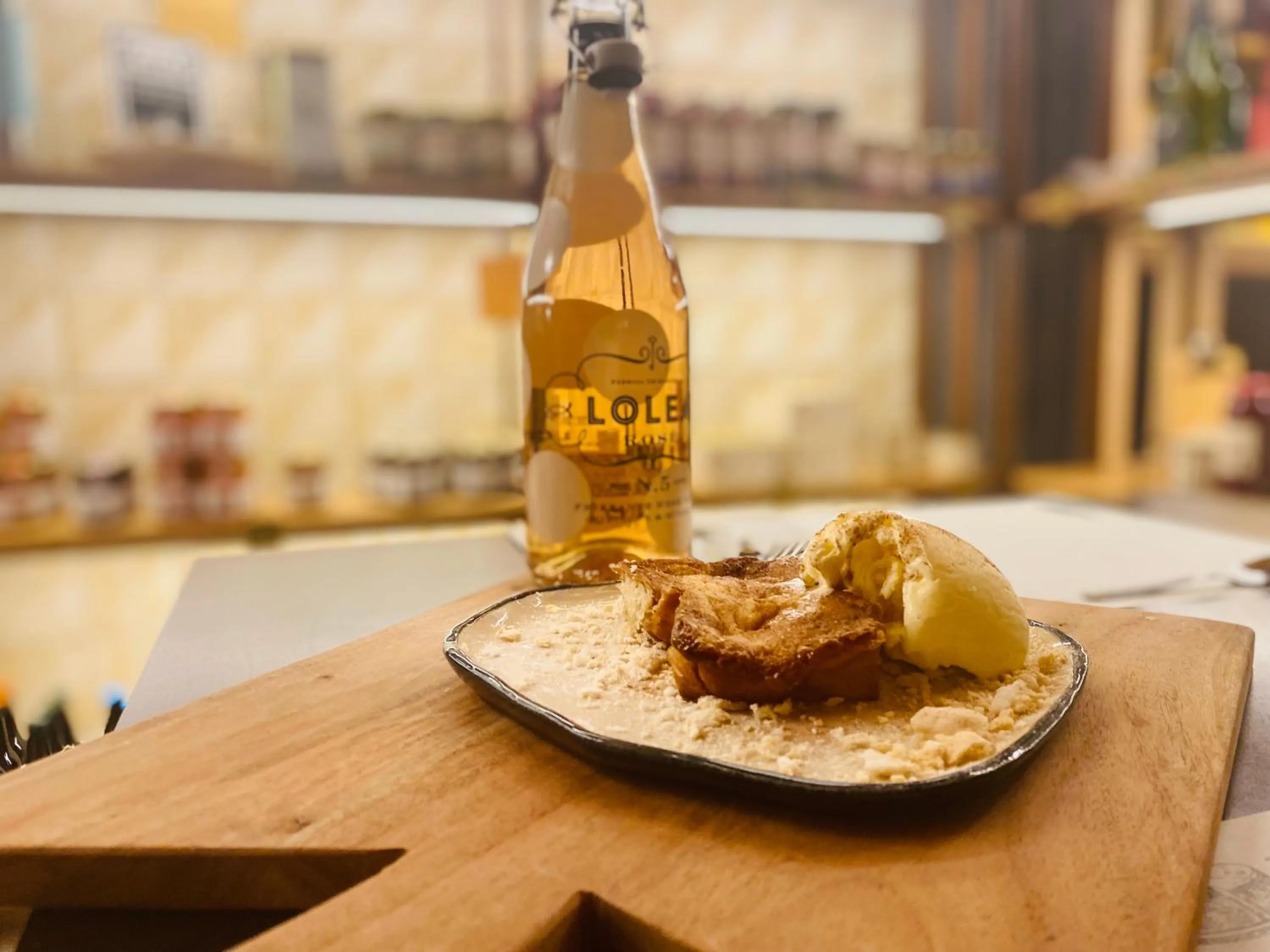 Restaurant/places to eat in Apartahotel & Spa Jacetania