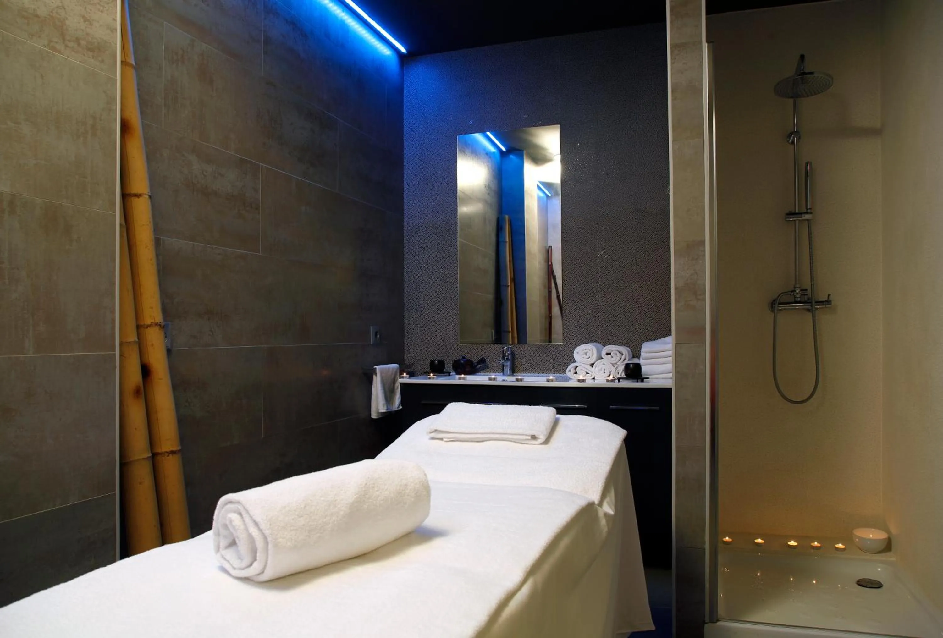 Massage in Apartahotel & Spa Jacetania