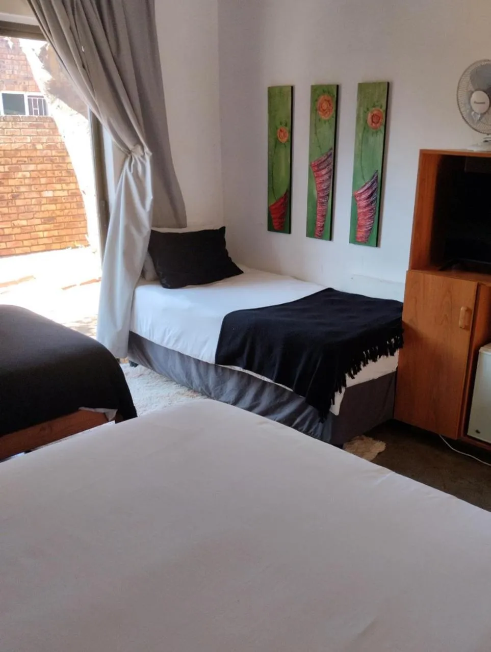 Bed in Woodpecker Guesthouse Middelburg Mpumalanga