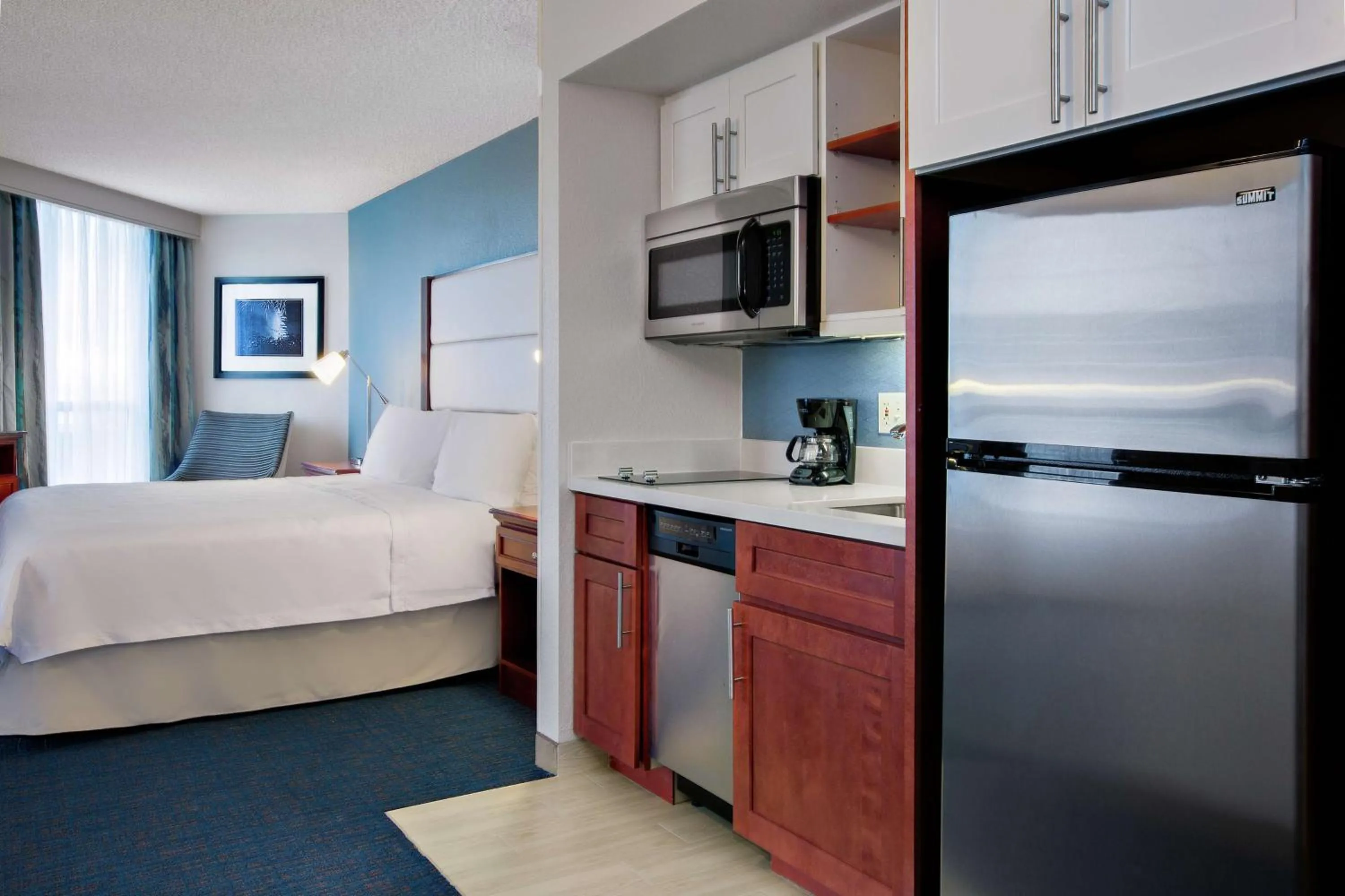 Kitchen or kitchenette, Bed in Homewood Suites by Hilton Seattle Downtown