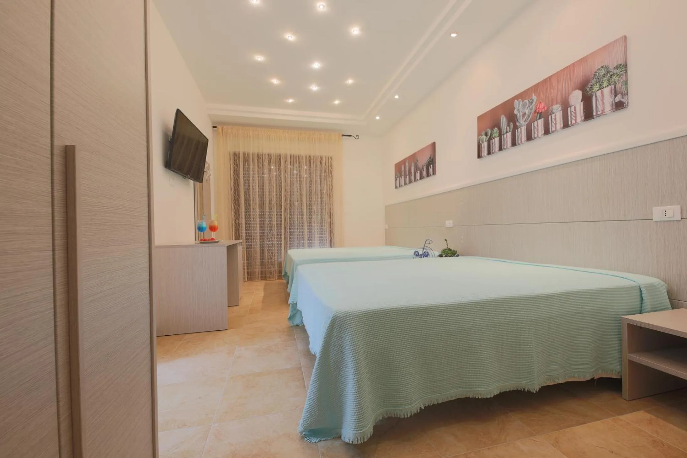 Photo of the whole room, Bed in Hotel Corallo