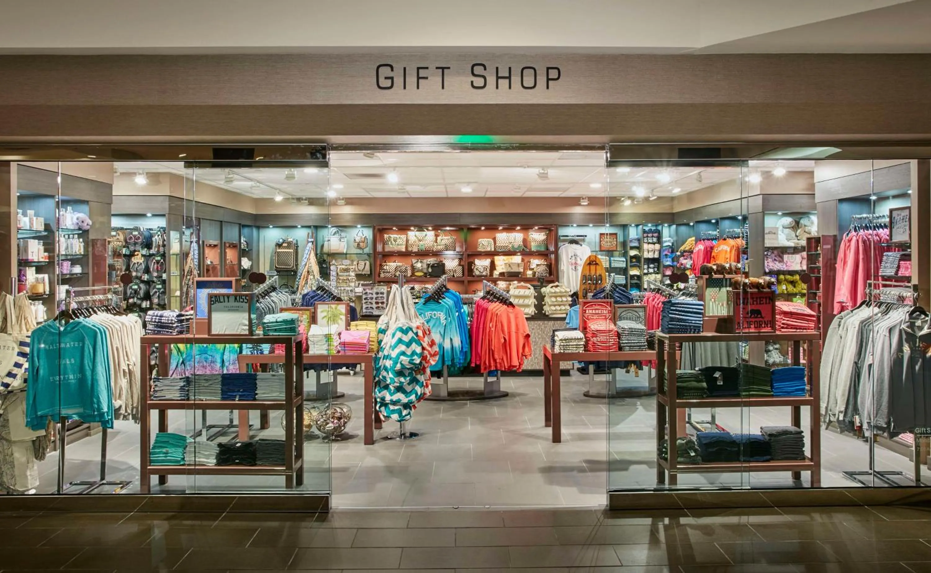 Restaurant/places to eat in Hilton Anaheim