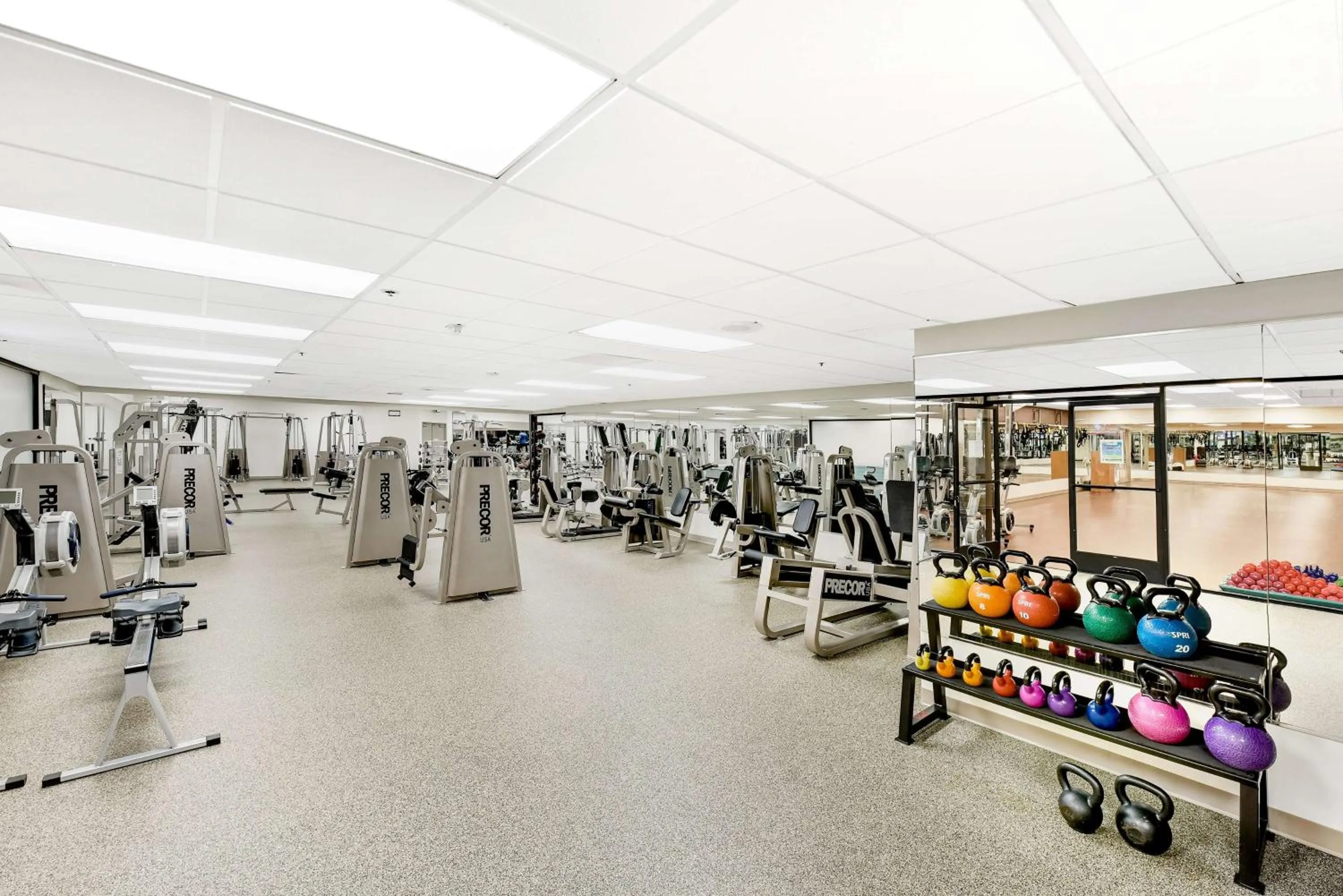 Fitness centre/facilities in Hilton Anaheim