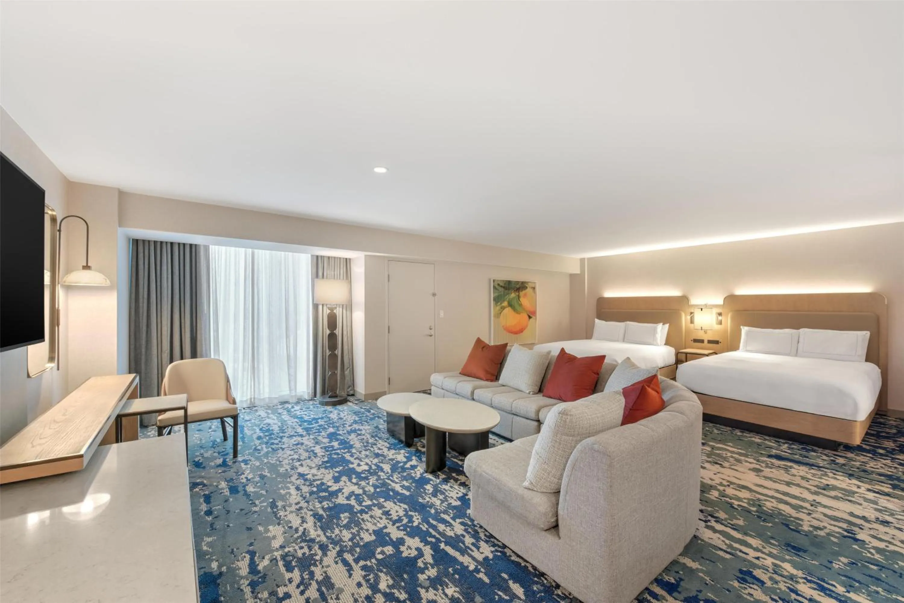 Bed in Hilton Anaheim