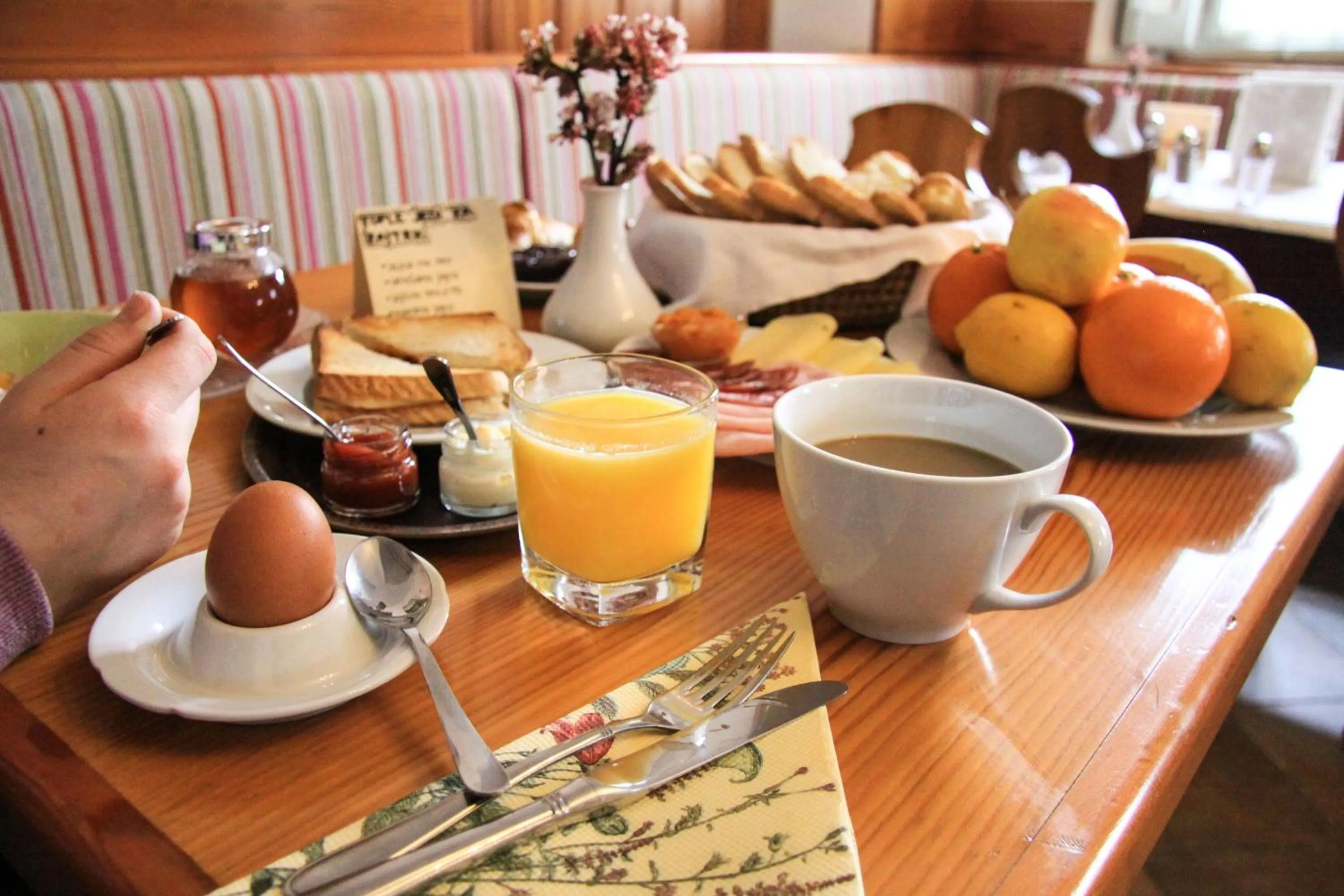 Restaurant/places to eat in B&B Pod Skalo