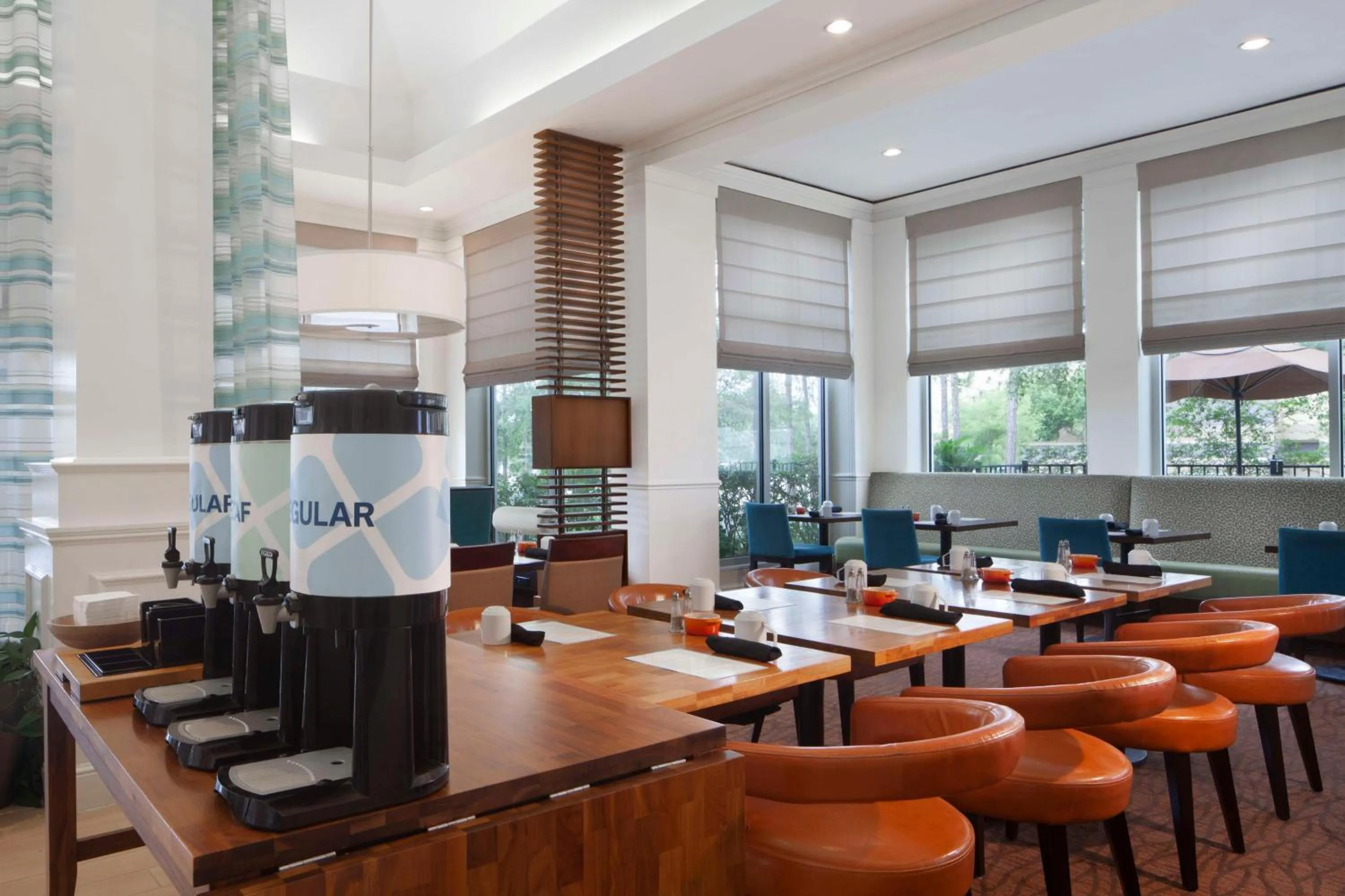 Restaurant/places to eat in Hilton Garden Inn Jacksonville JTB/Deerwood Park