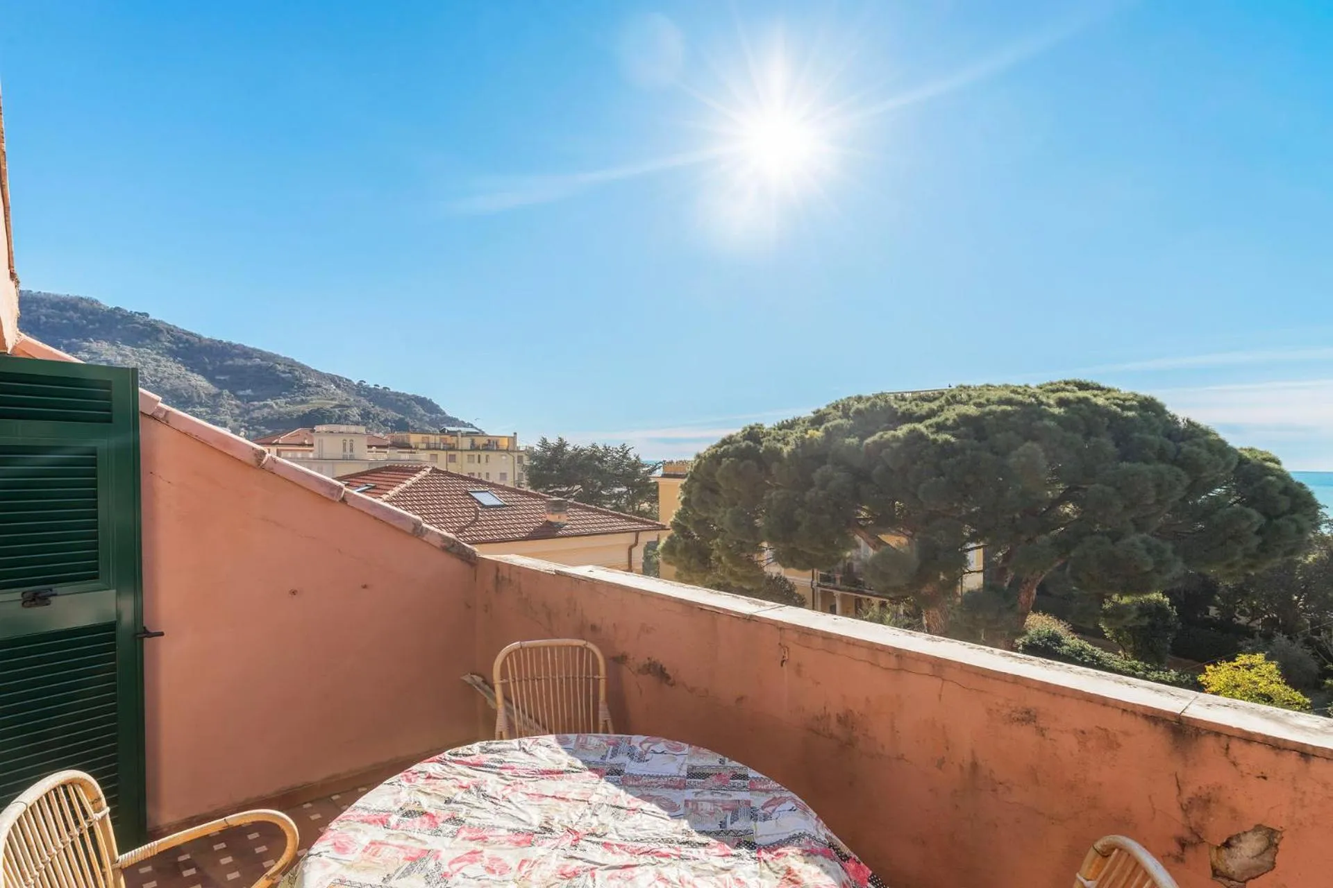 Attico spazioso e con Vista, Levanto