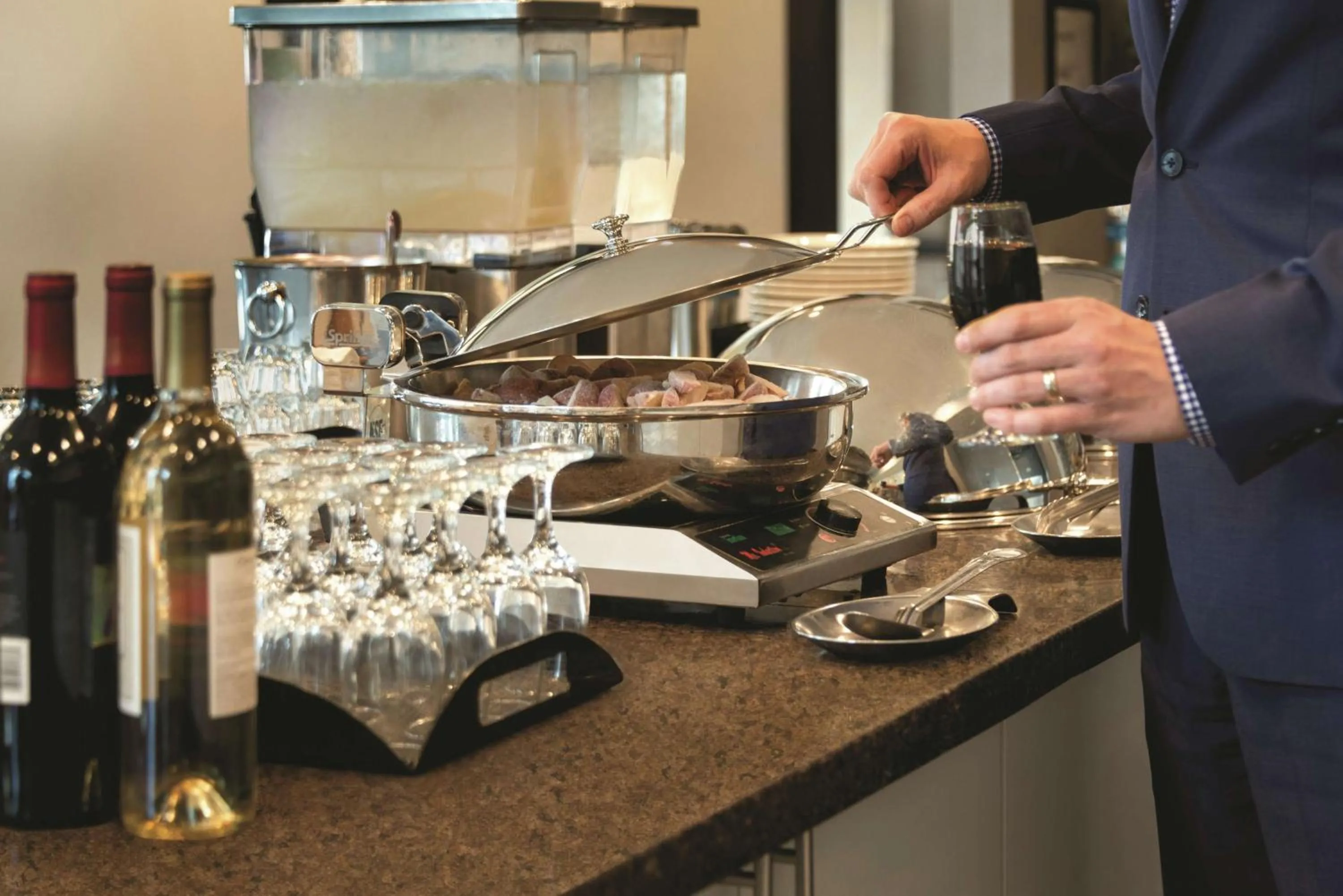 Breakfast in Homewood Suites by Hilton-Seattle Convention Center-Pike Street