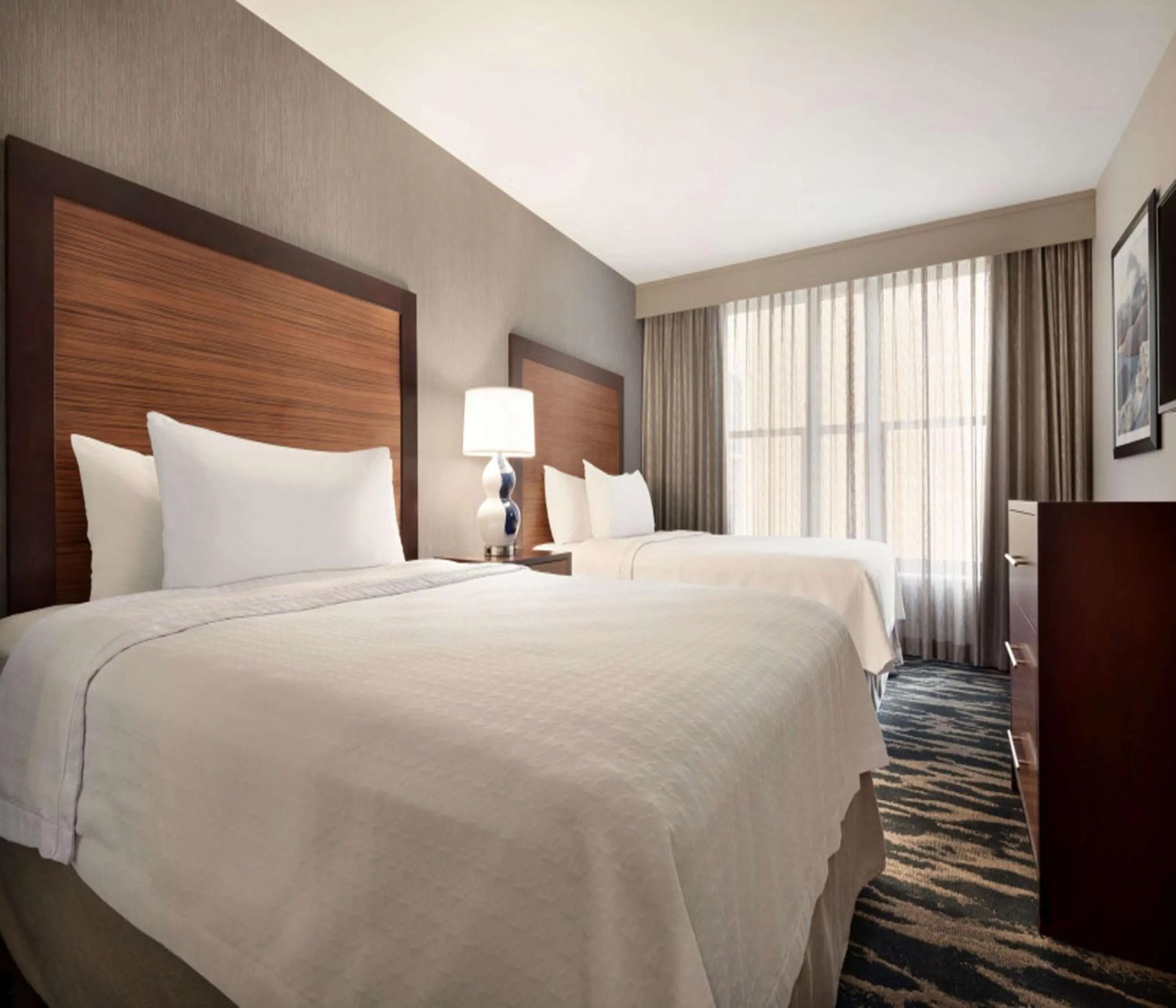 Bed in Homewood Suites by Hilton-Seattle Convention Center-Pike Street