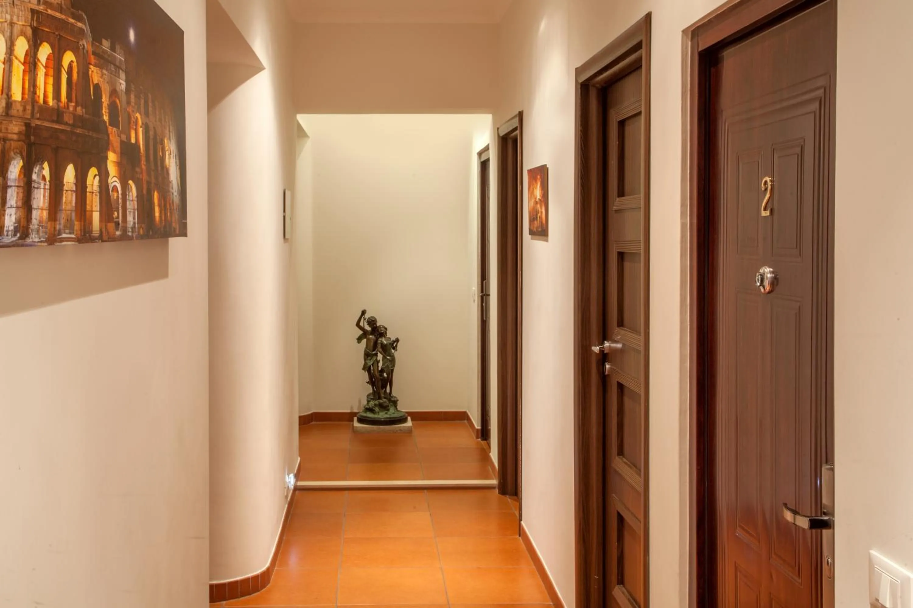 Decorative detail in Ottaviano Guest House