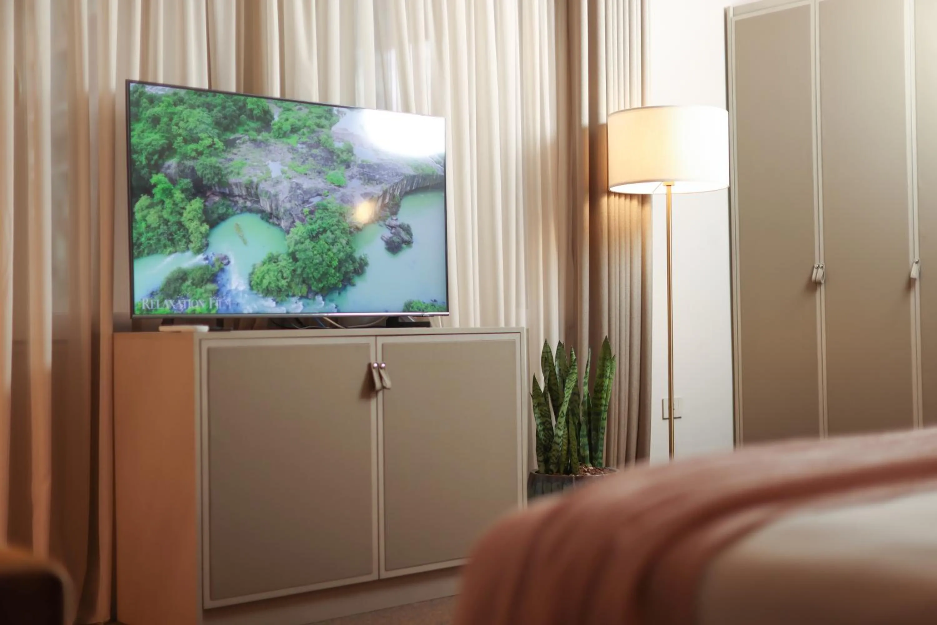 TV and multimedia in Padam Boutique Hotel