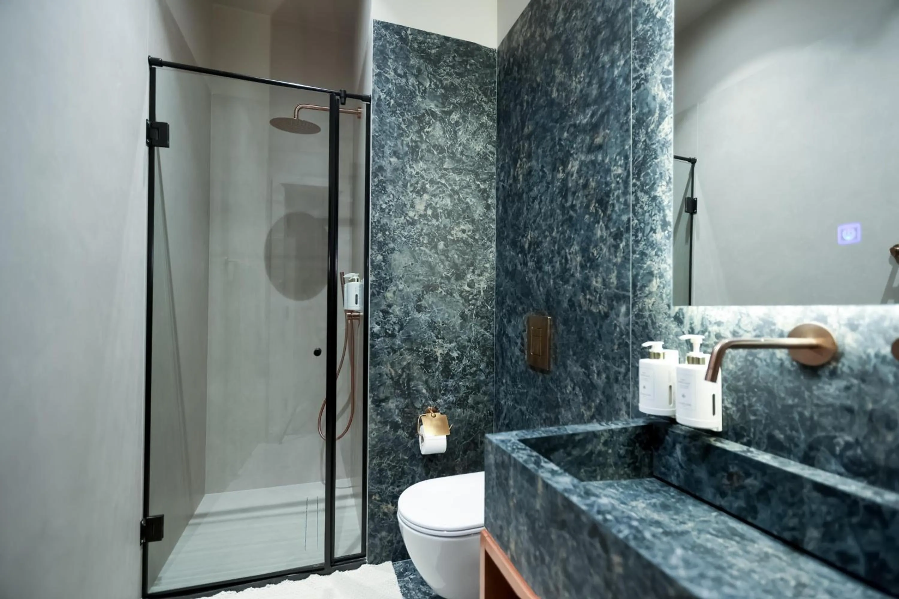 Shower in Padam Boutique Hotel