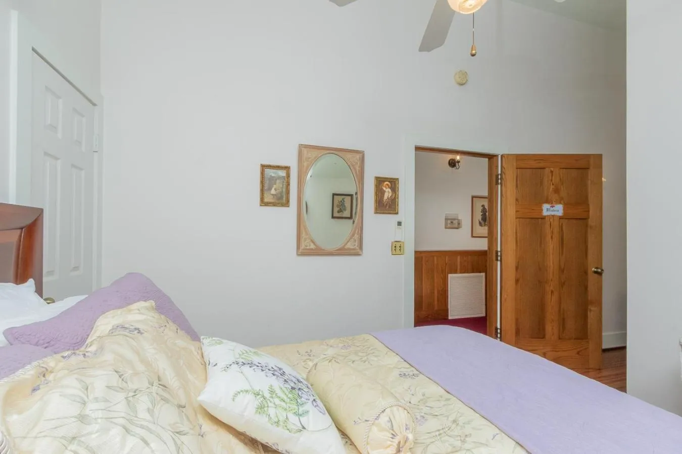 Bedroom, Bed in Herlong Mansion Bed & Breakfast