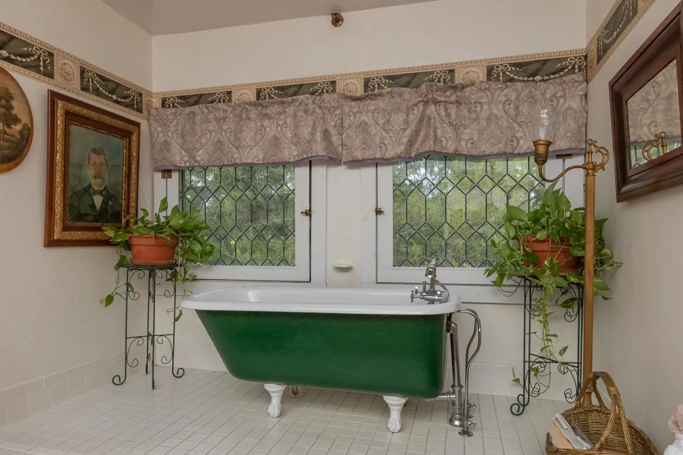 Herlong Mansion Bed & Breakfast