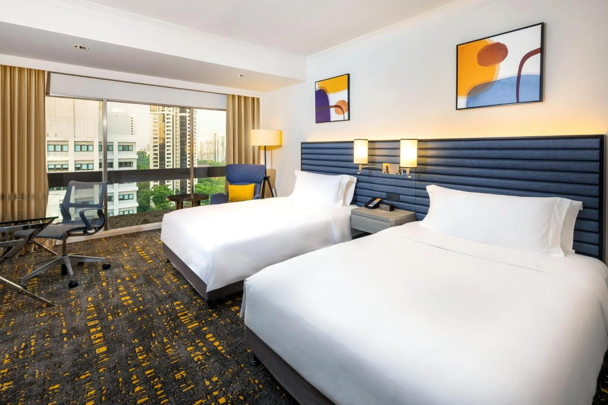 Photo of the whole room, Bed in voco Orchard Singapore by IHG