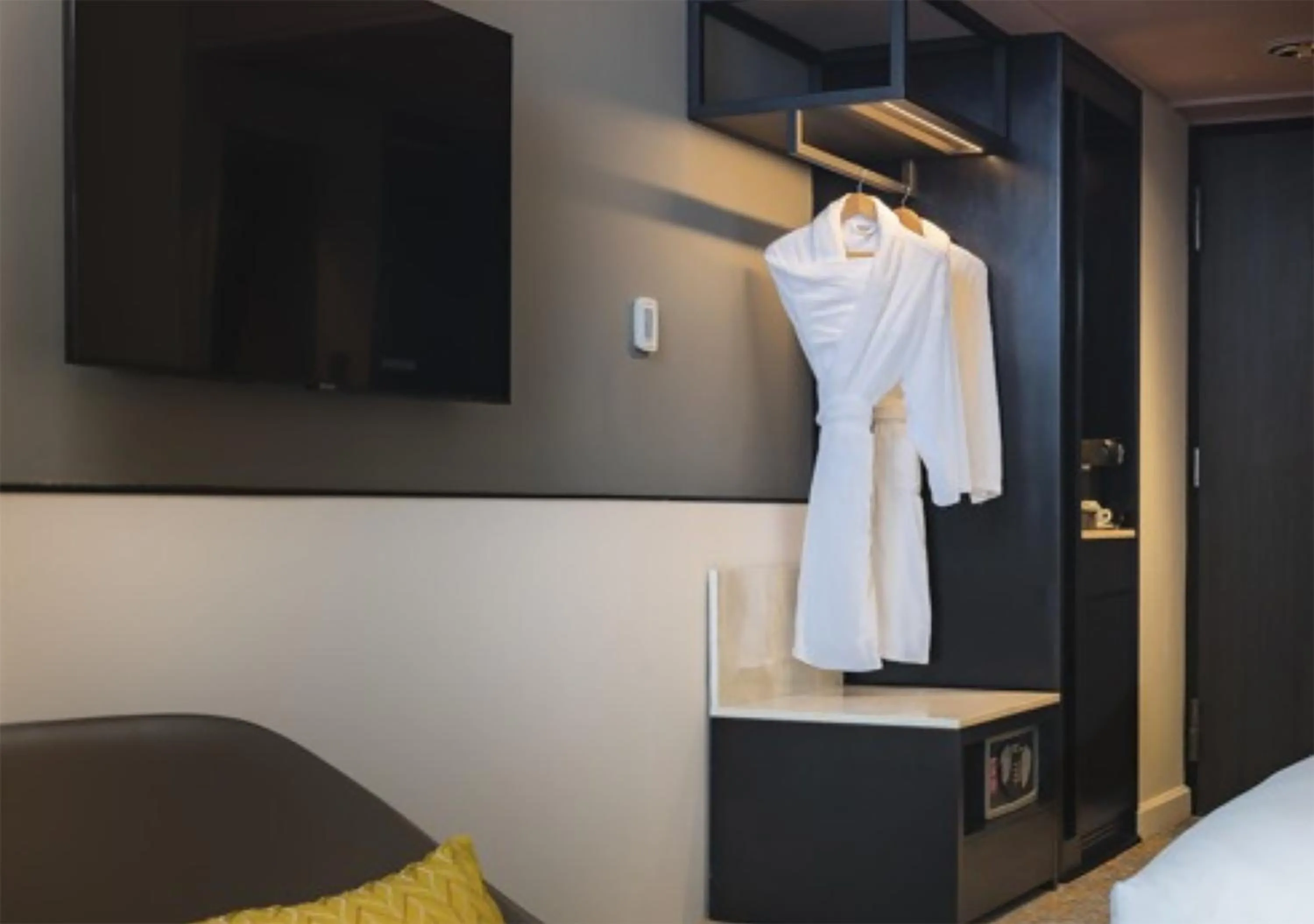 wardrobe, Bed in voco Orchard Singapore by IHG