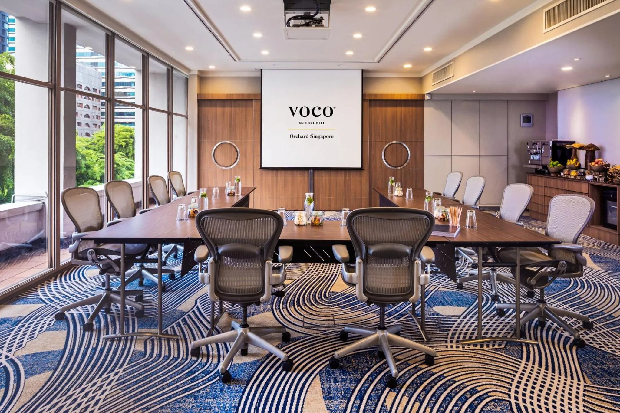 Meeting/conference room in voco Orchard Singapore by IHG