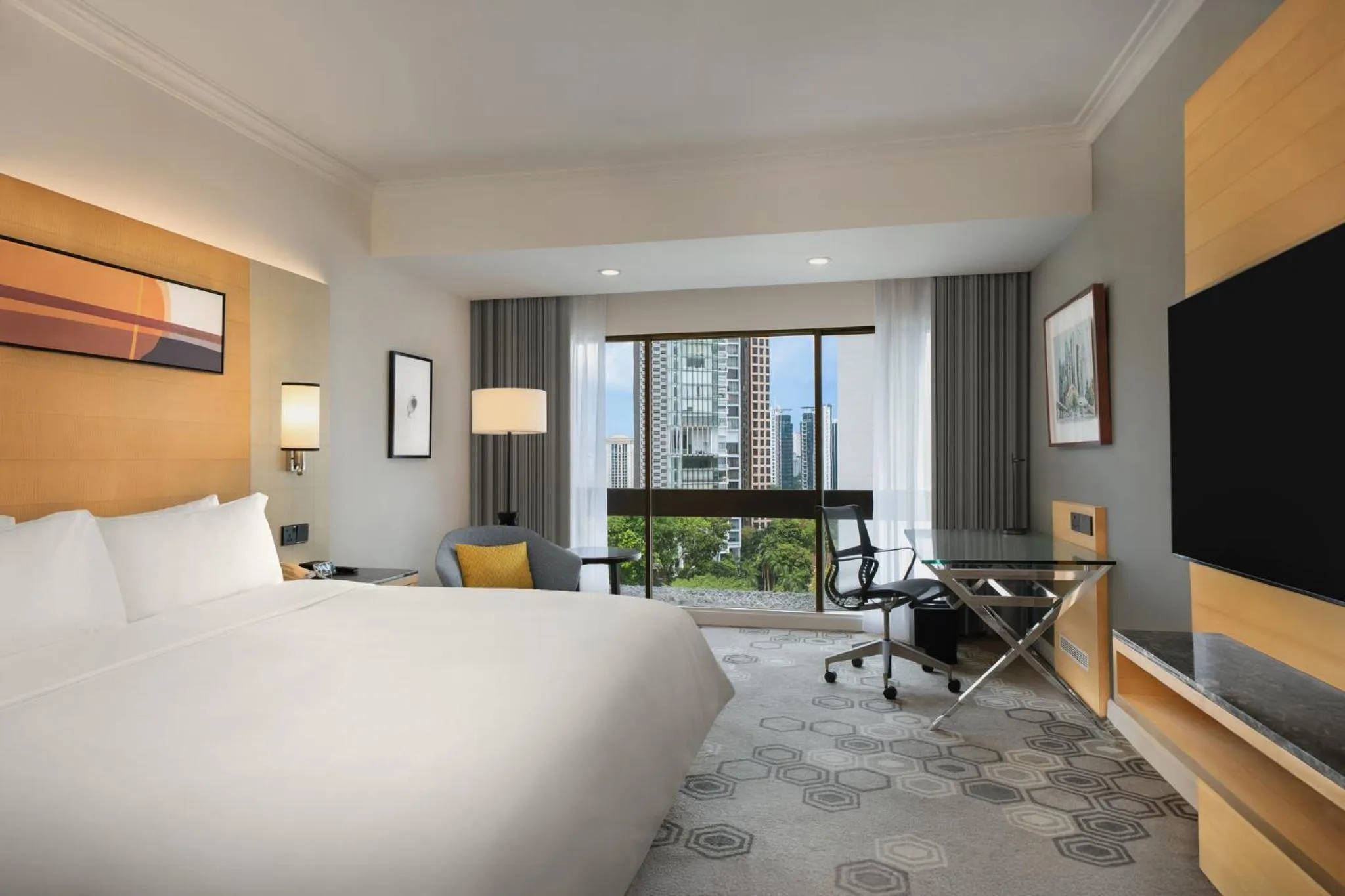 Photo of the whole room, Bed in voco Orchard Singapore by IHG