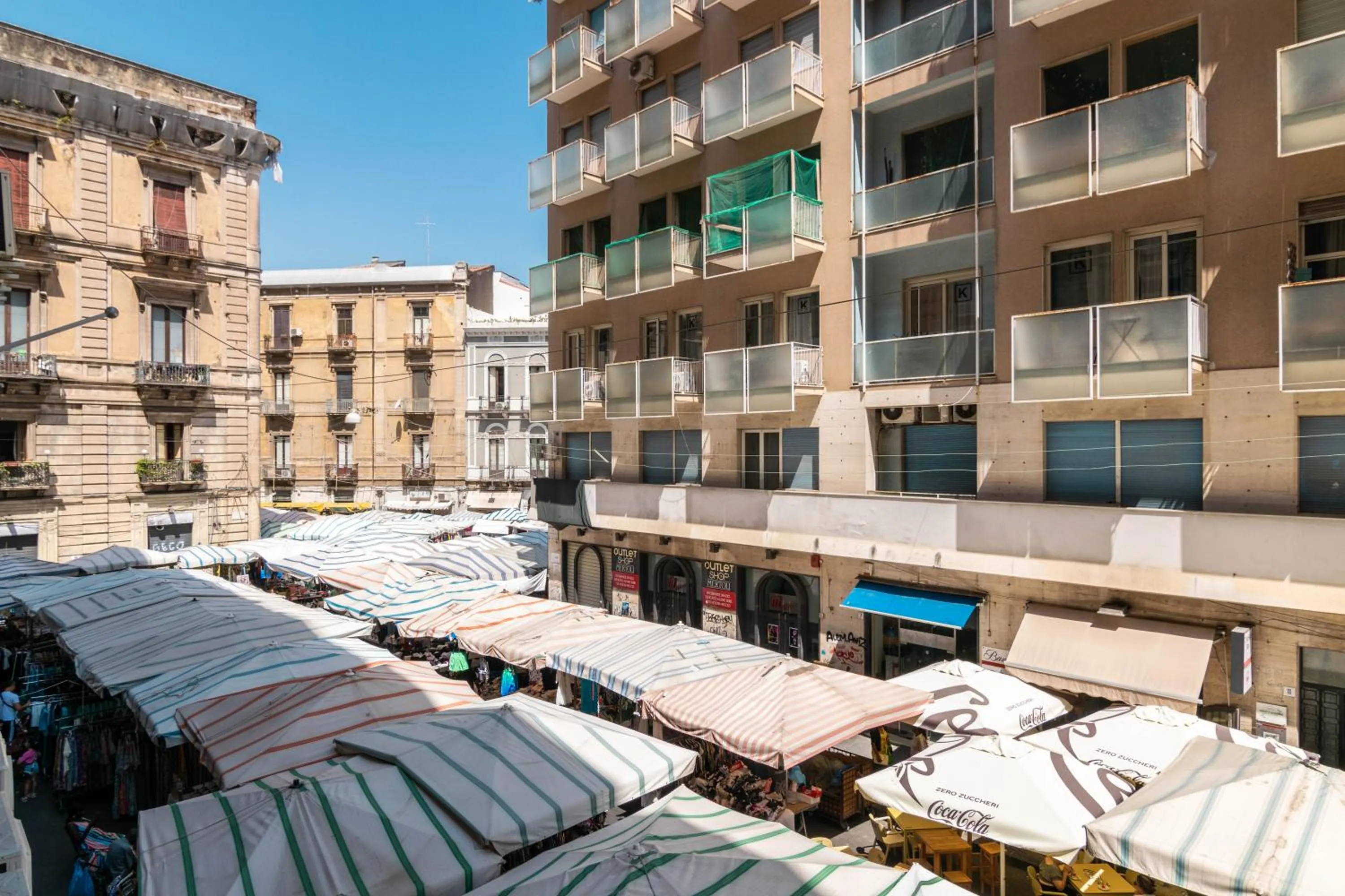 Property logo or sign in Catania Crossing B&B - Rooms & Comforts