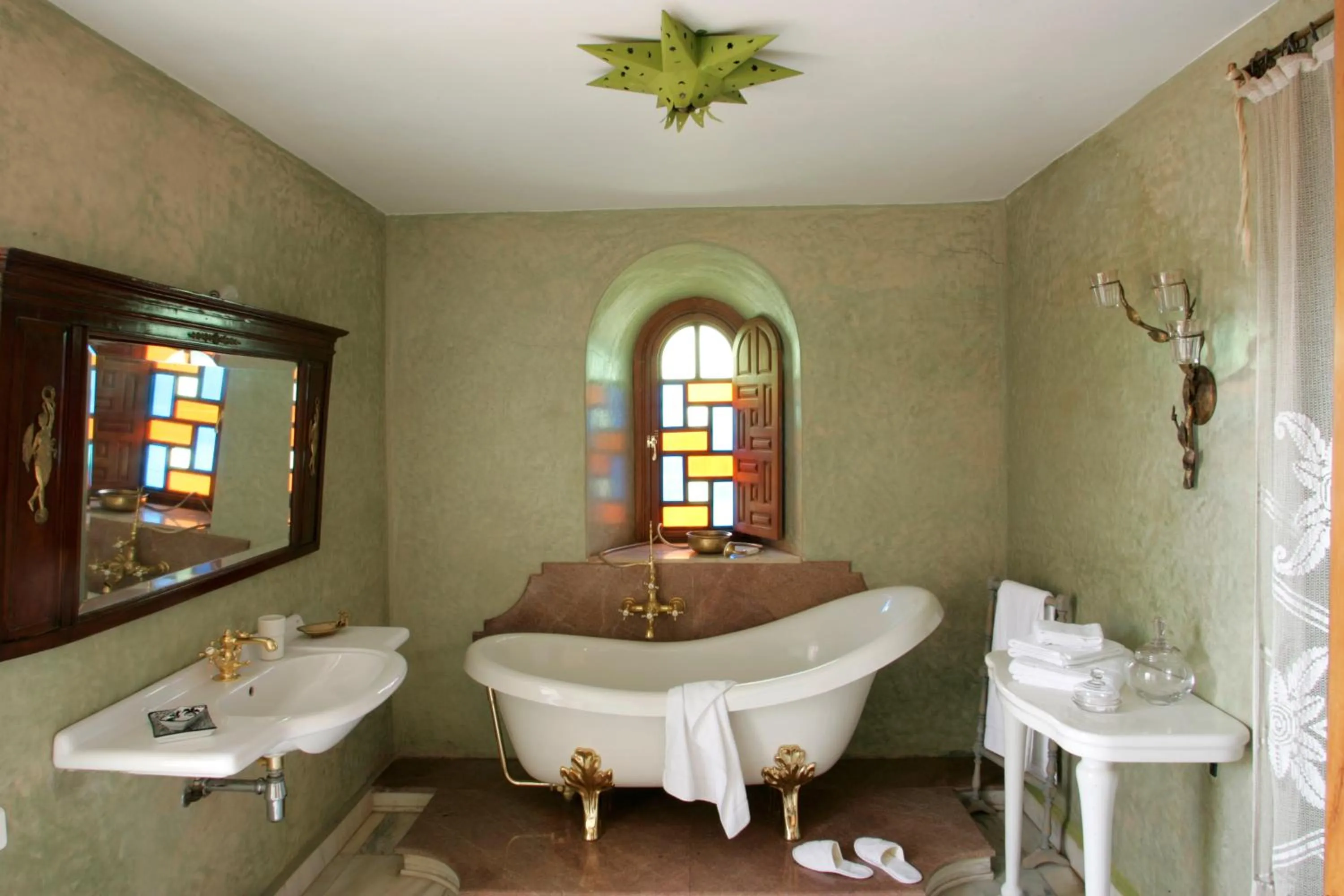Bathroom in Casa Taos