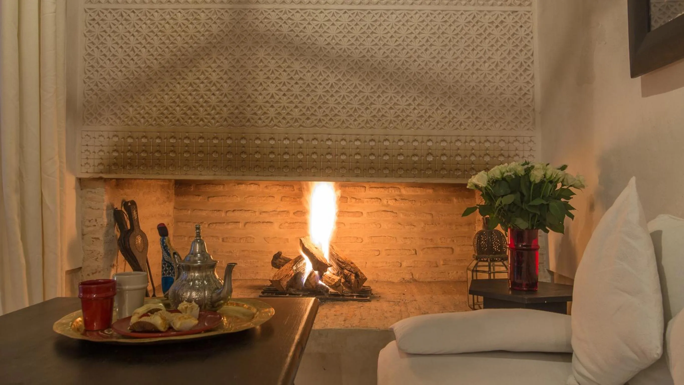 Lounge or bar in Dar Akal