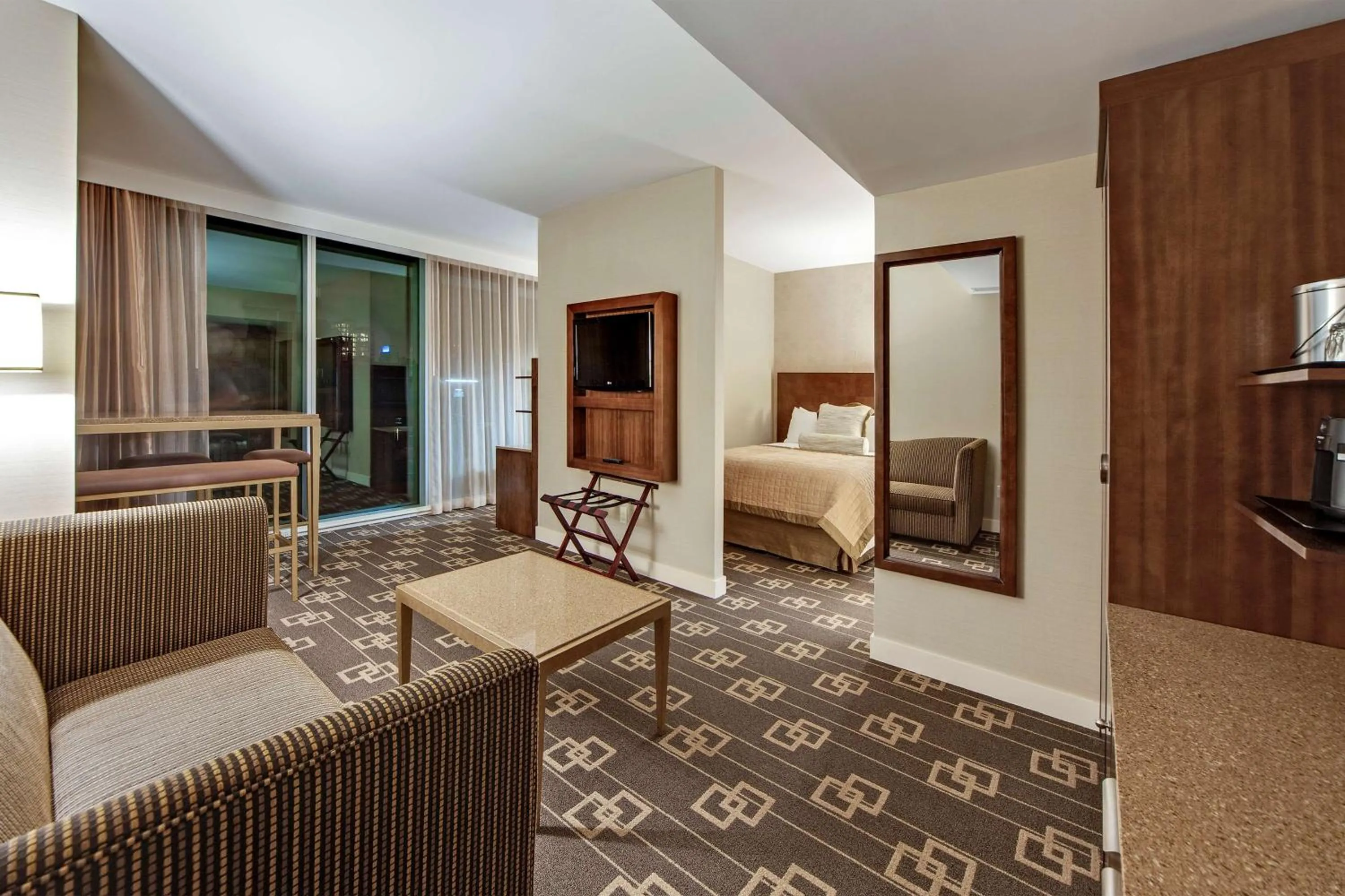 Photo of the whole room, Bed in Wyndham Garden Chinatown