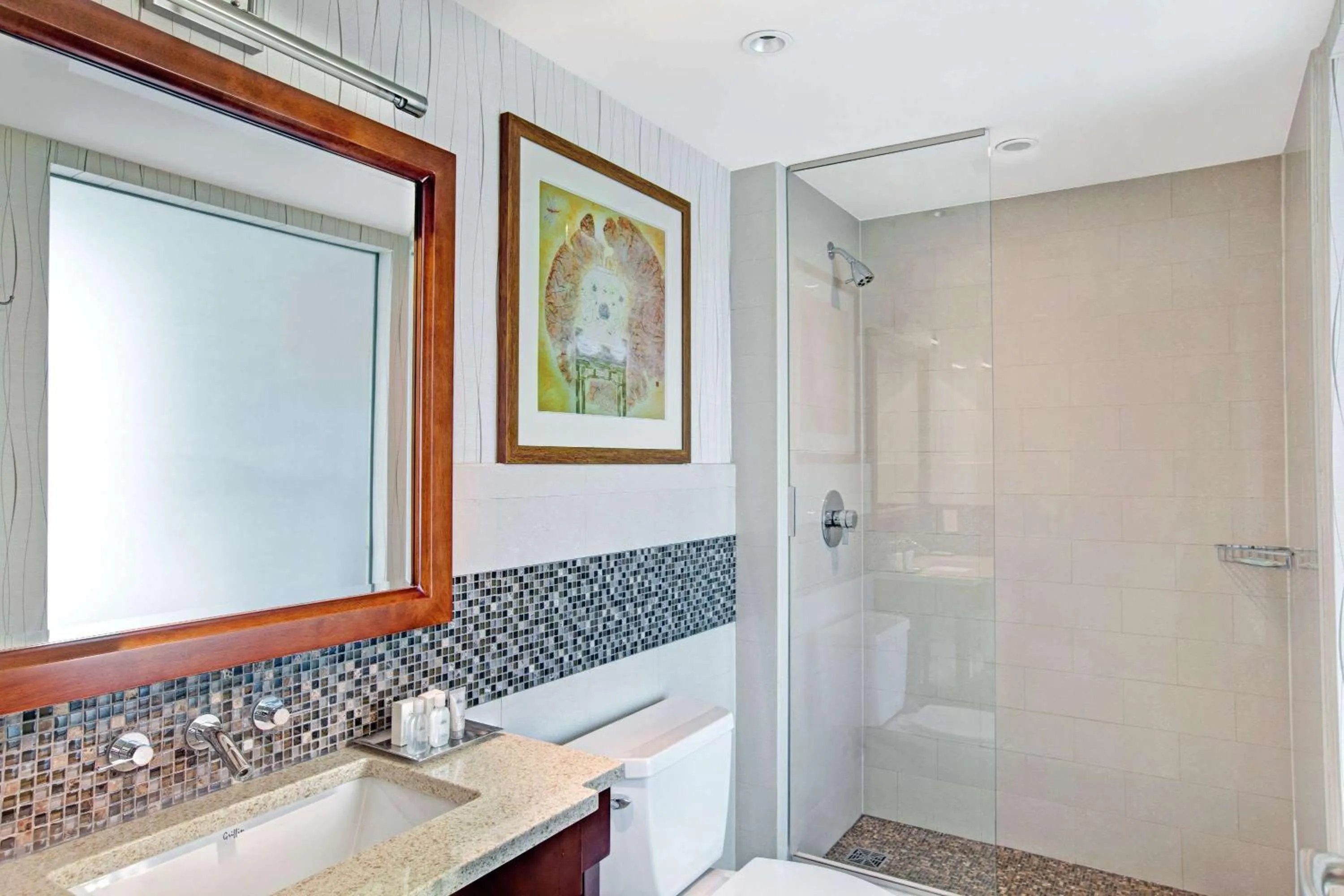 Bathroom in Wyndham Garden Chinatown