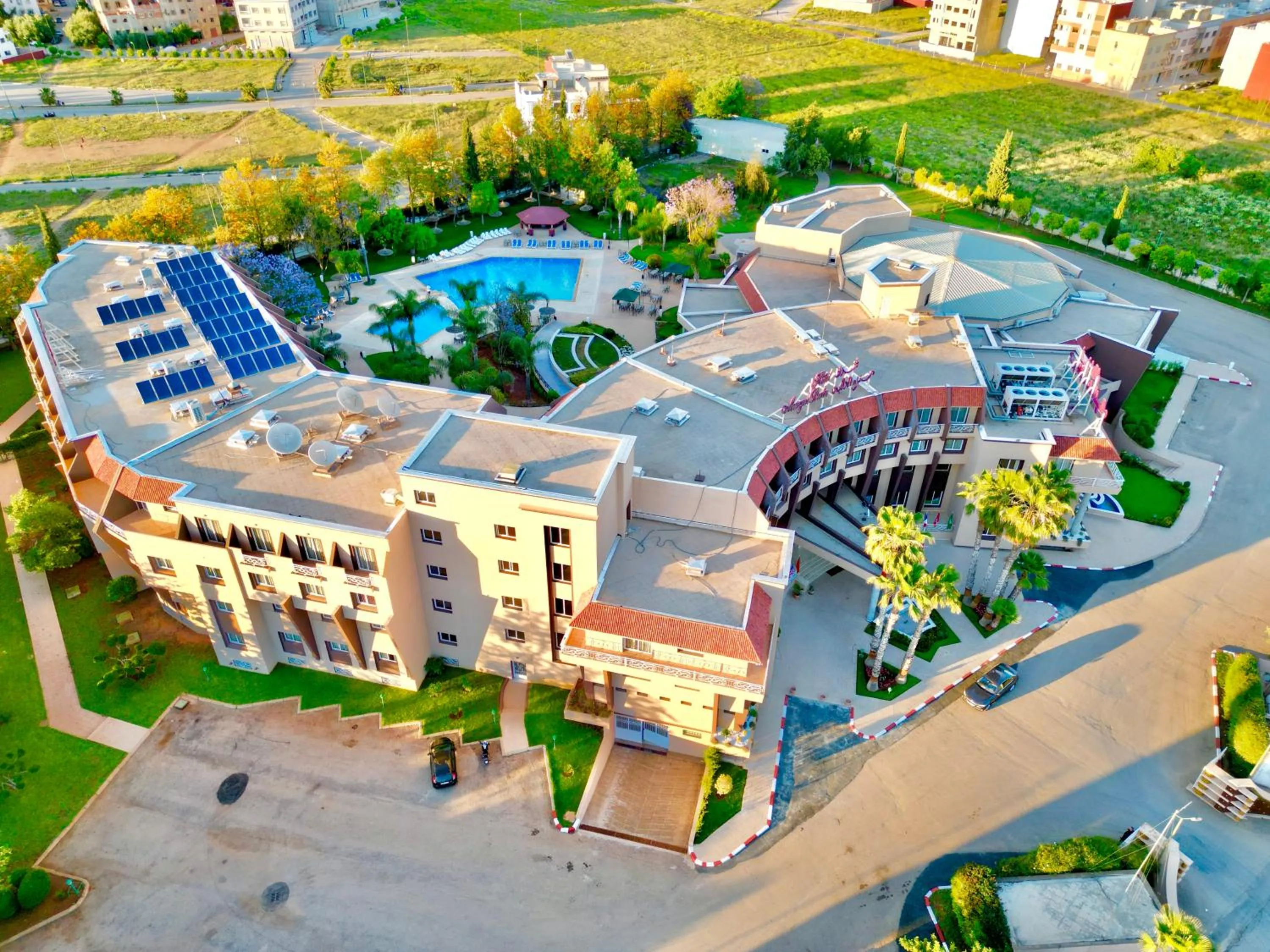 Property building in Hotel Menzeh Dalia